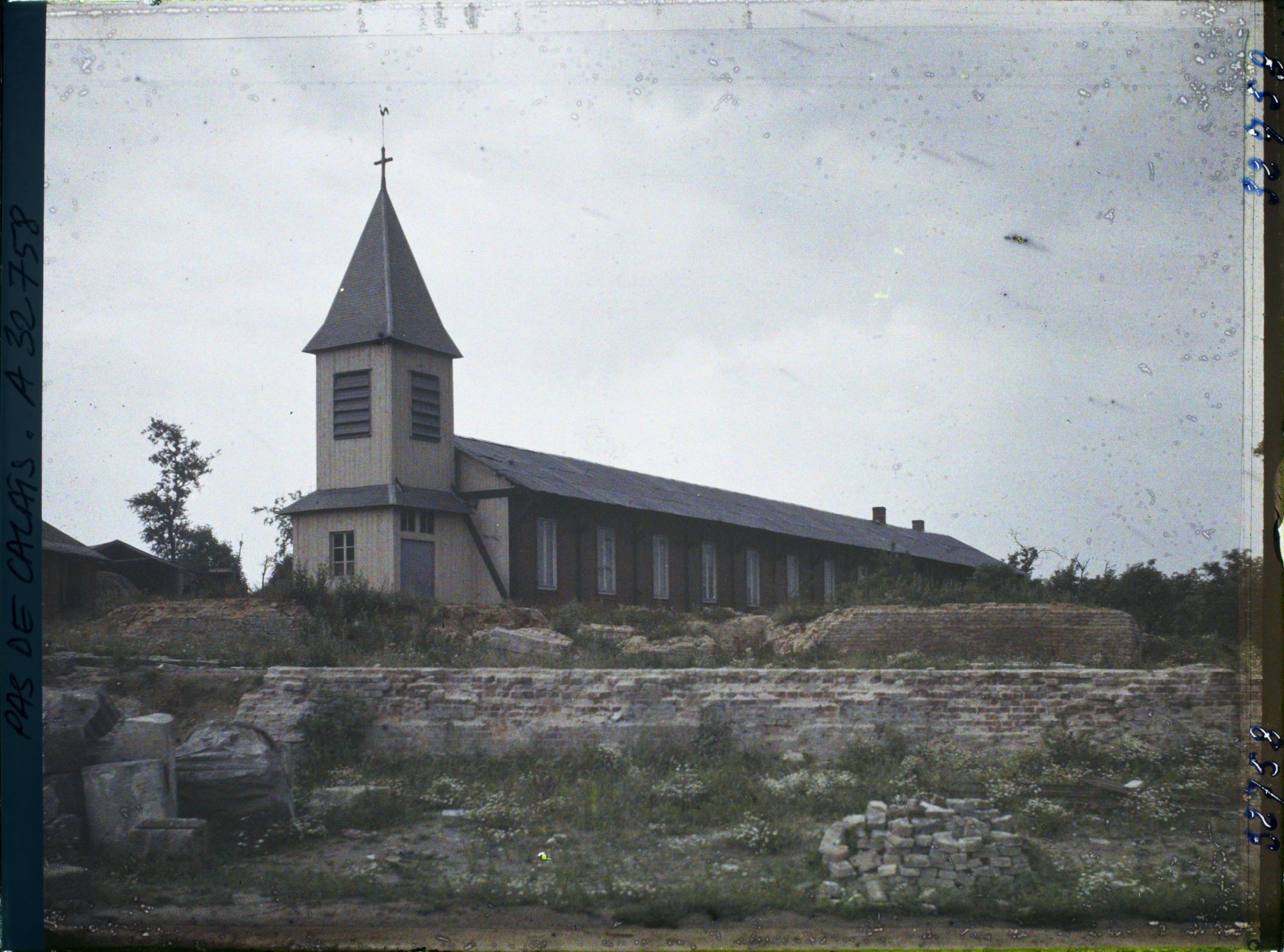 Image représentant France, Achiet, Eglise provisoire