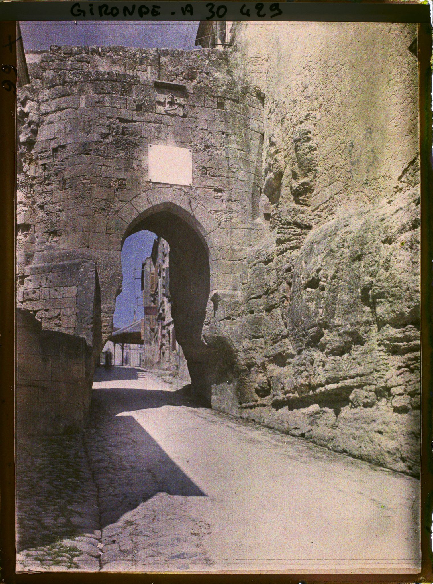 Image représentant France, Bourg s/Gironde, Porte Batelleyre