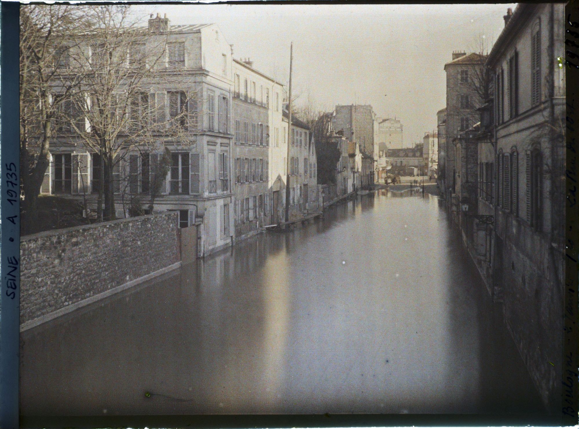 Image représentant La rue du Port inondée à Boulogne-Billancourt