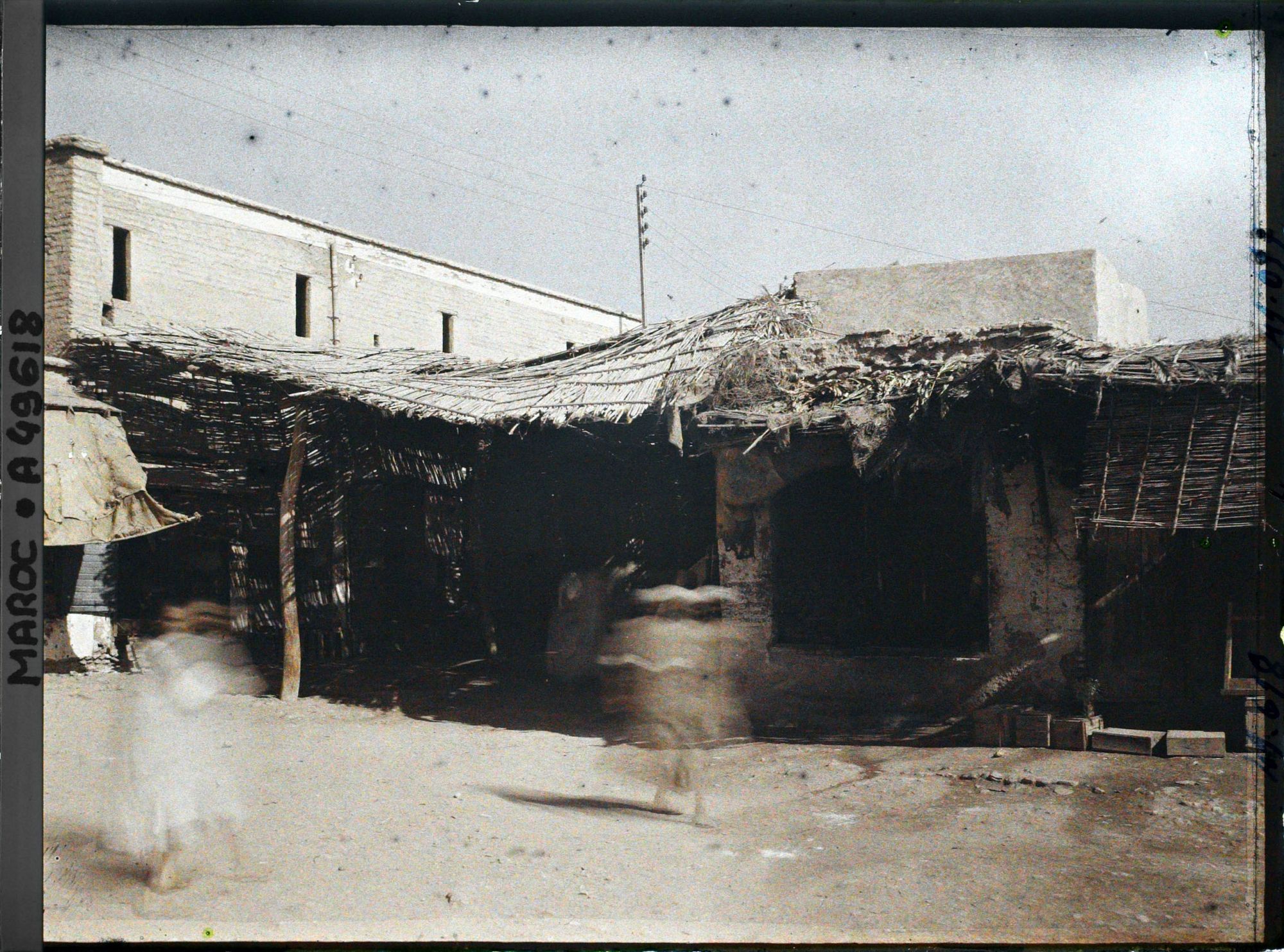Image représentant L'entrée des souks