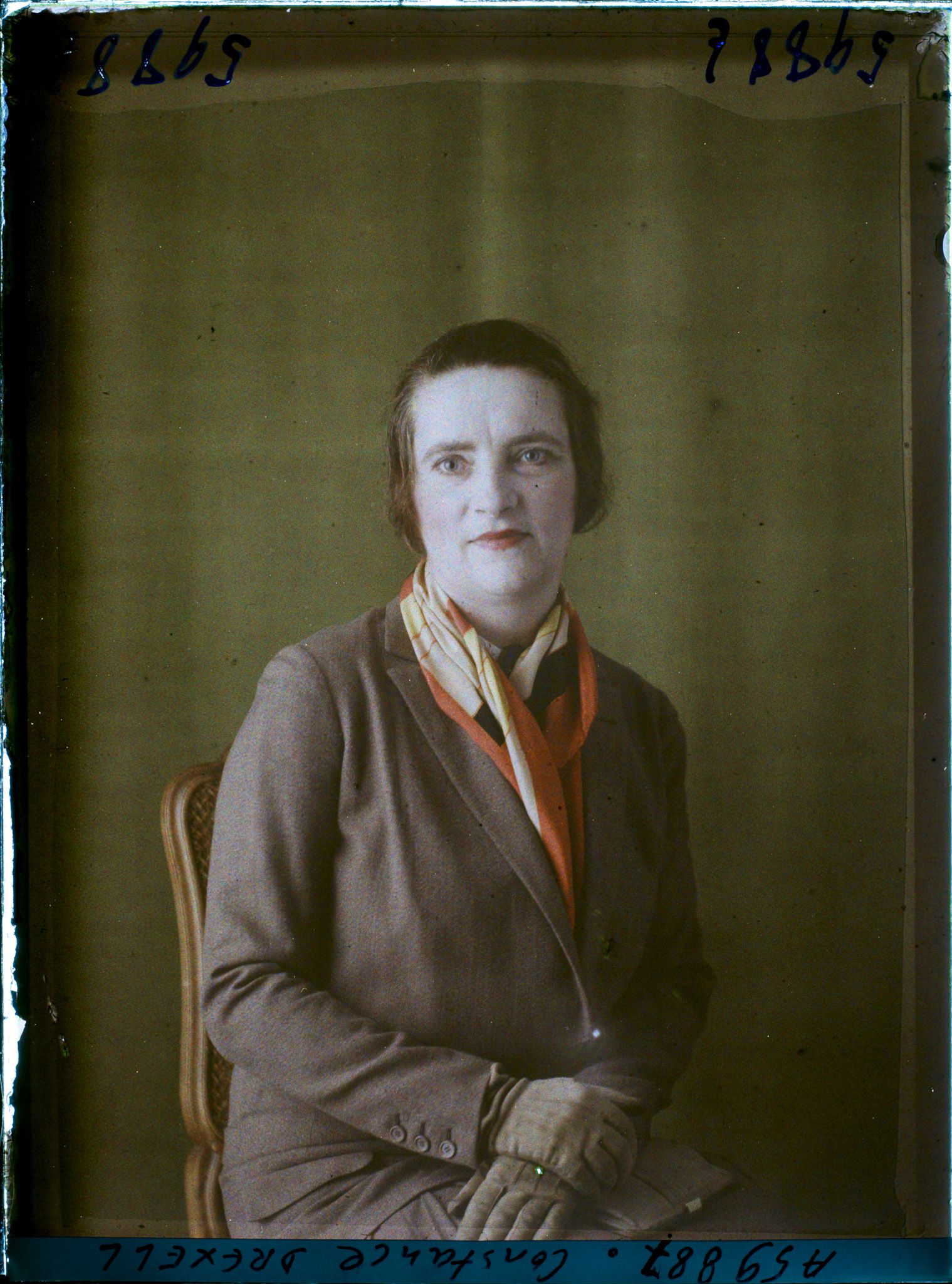 Image représentant https://musee-albert-kahn.s-museum.fr/home/NWQ2OTAwYzNmYjZlZTk1ZWQwODJmMjY4L2dlbmVyaWMtbm90aWNlLXRhYi9hdXRob3JpdHkvNjE3YTc5ZjVjZjhiODk2OGIzMzM3ZDIx/5d6900c3fb6ee95ed082f268/generic-notice-tab/authority/617a79ebcf8b8968b3336bd7 Mademoiselle Constance Drexel