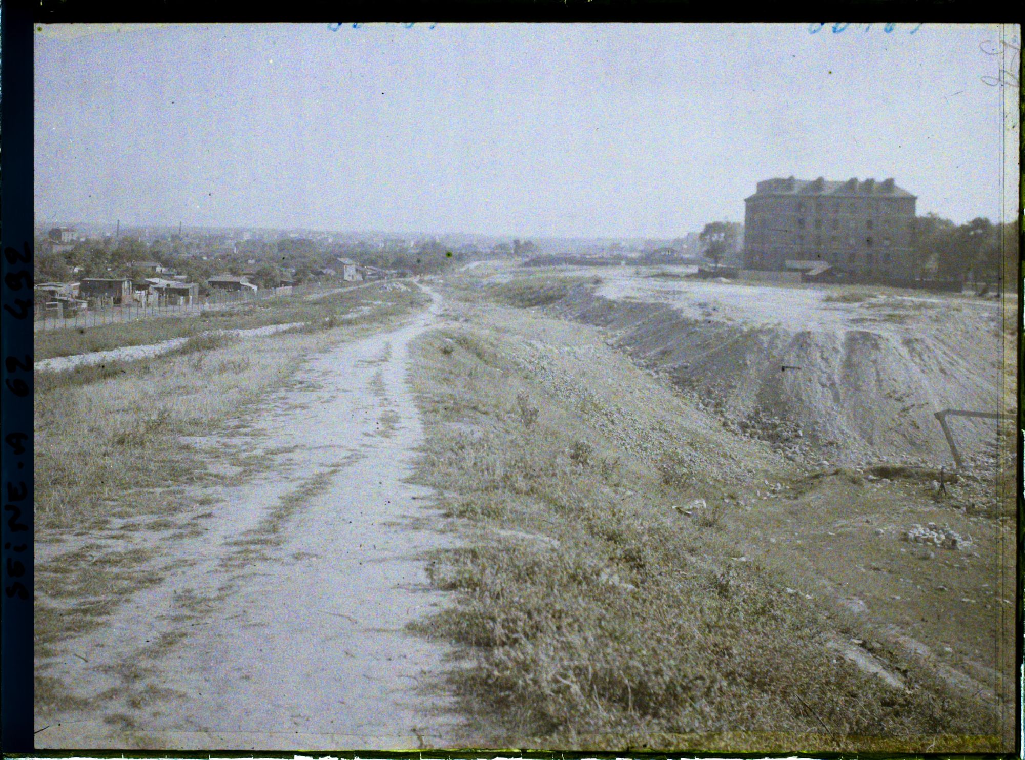 Image représentant Hôpital Andral dans la zone des fortifications près de la porte de la Villette