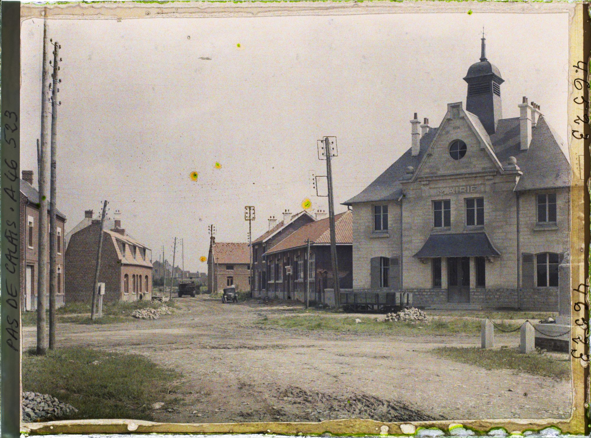Image représentant France, Neuville-St-Vaast, Place de la Mairie
