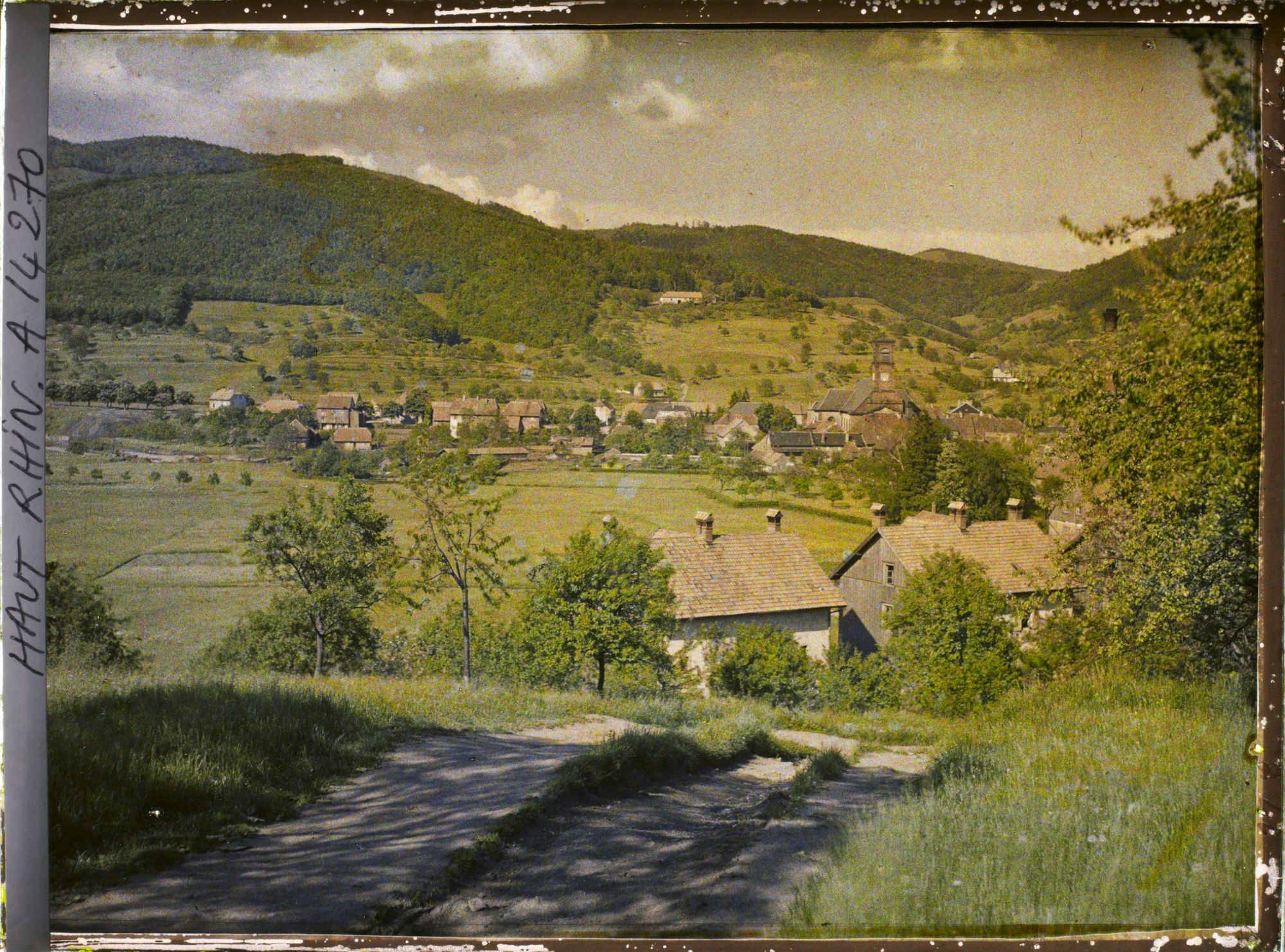 Image représentant Même vue prise plus bas