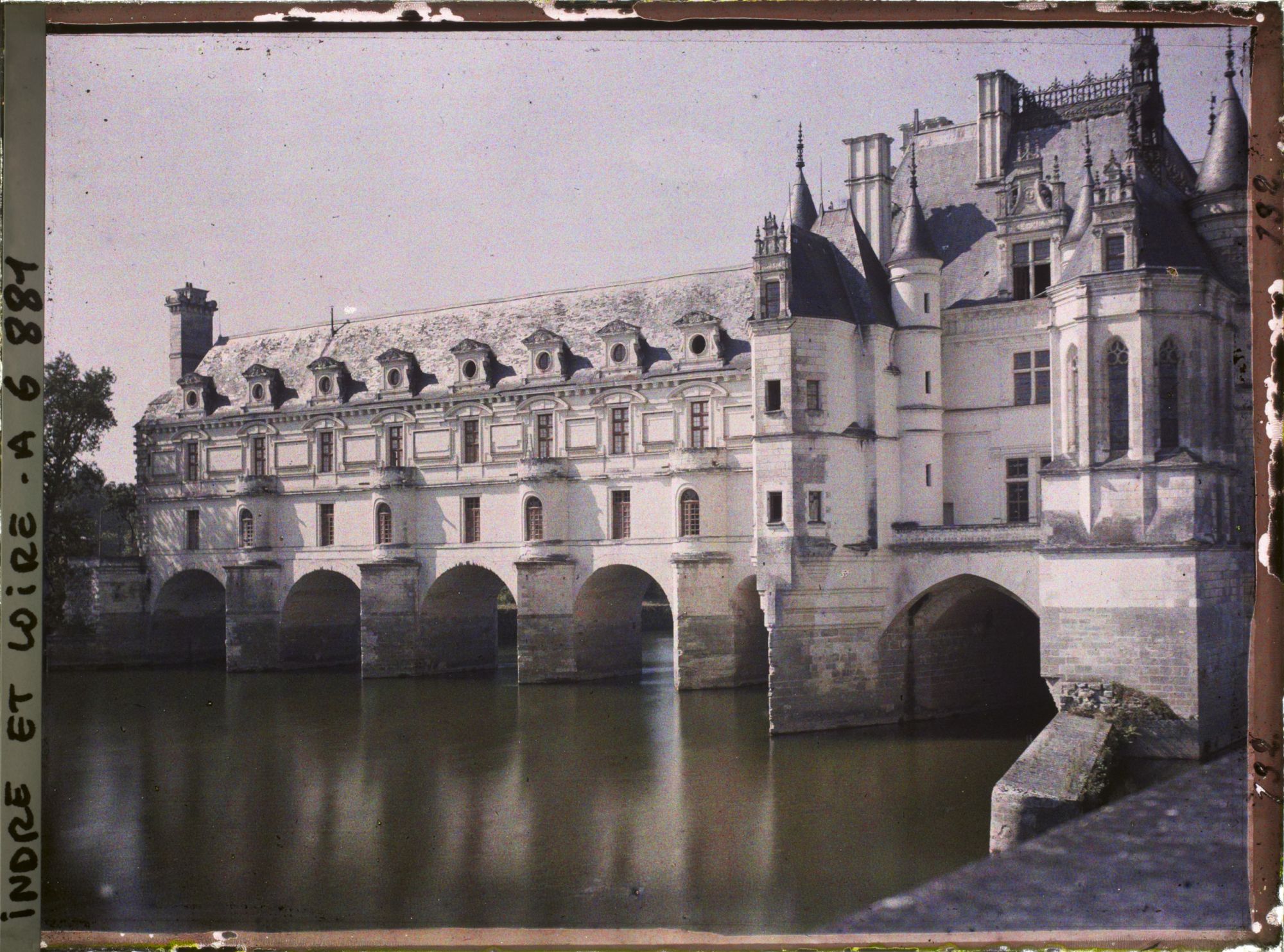 Image représentant Le château construit au dessus du Cher