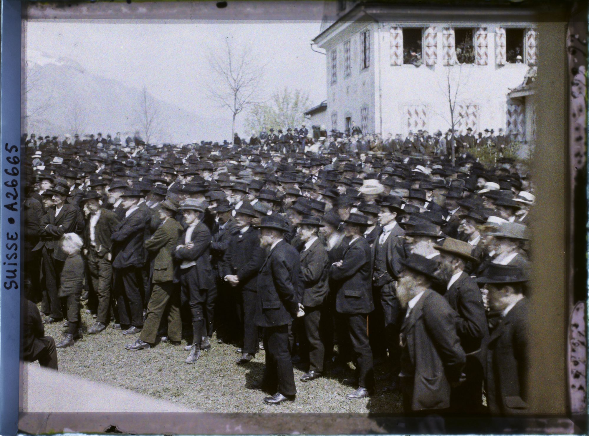 Image représentant Landsgemeinde du demi-canton d'Obwald au château de Landenberg