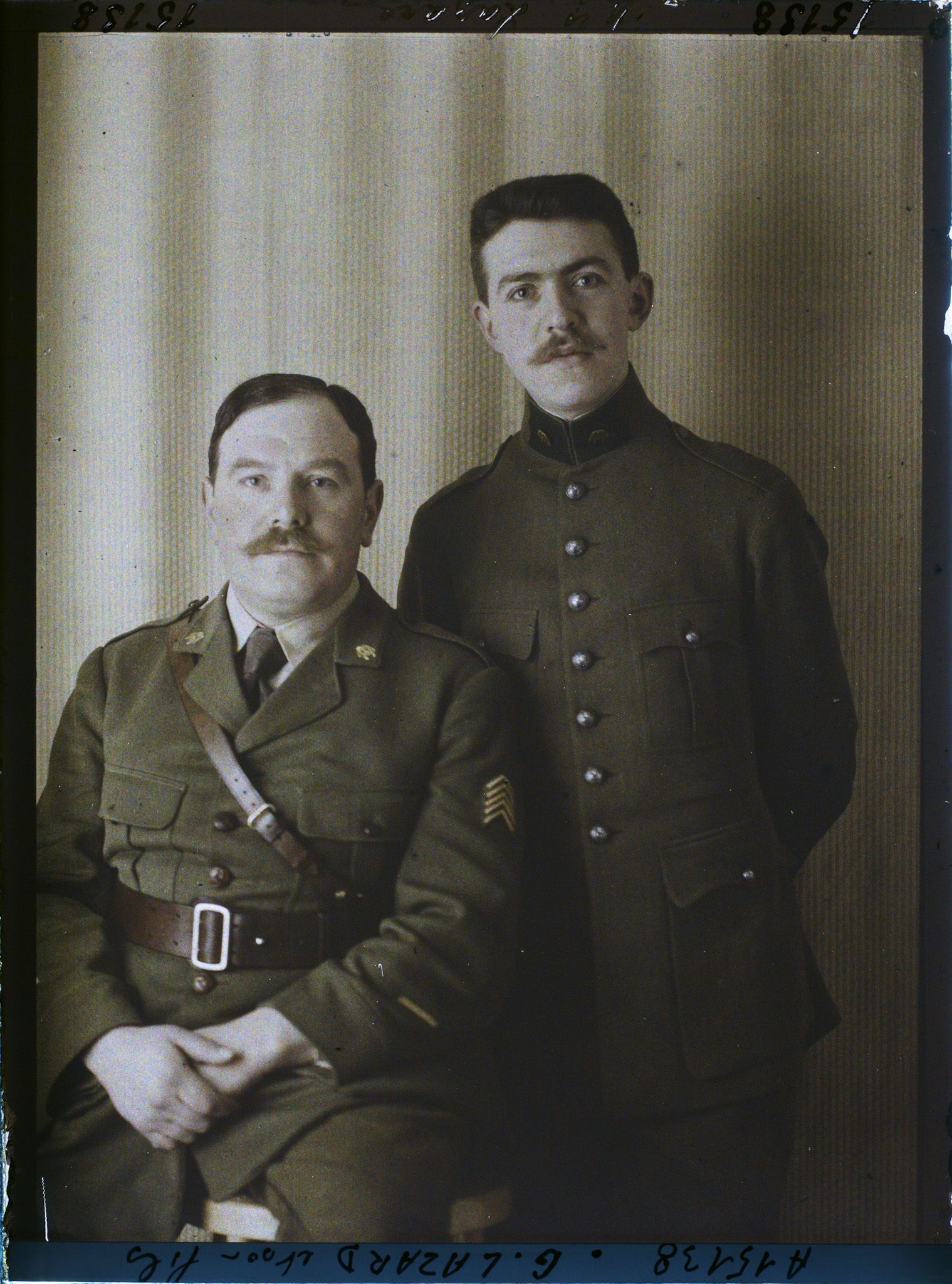Image représentant Monsieur  https://musee-albert-kahn.s-museum.fr/home/NWQ2OTAwYzNmYjZlZTk1ZWQwODJmMjY4L2dlbmVyaWMtbm90aWNlLXRhYi9hdXRob3JpdHkvNjE3YTc5ZjVjZjhiODk2OGIzMzM3ZDIx/5d6900c3fb6ee95ed082f268/generic-notice-tab/authority/617a79ebcf8b8968b3337144 Gaston Lazard et  https://musee-albert-kahn.s-museum.fr/home/NWQ2OTAwYzNmYjZlZTk1ZWQwODJmMjY4L2dlbmVyaWMtbm90aWNlLXRhYi9hdXRob3JpdHkvNjE3YTc5ZjVjZjhiODk2OGIzMzM3ZDIx/5d6900c3fb6ee95ed082f268/generic-notice-tab/authority/617a79ebcf8b8968b3337145 son fils