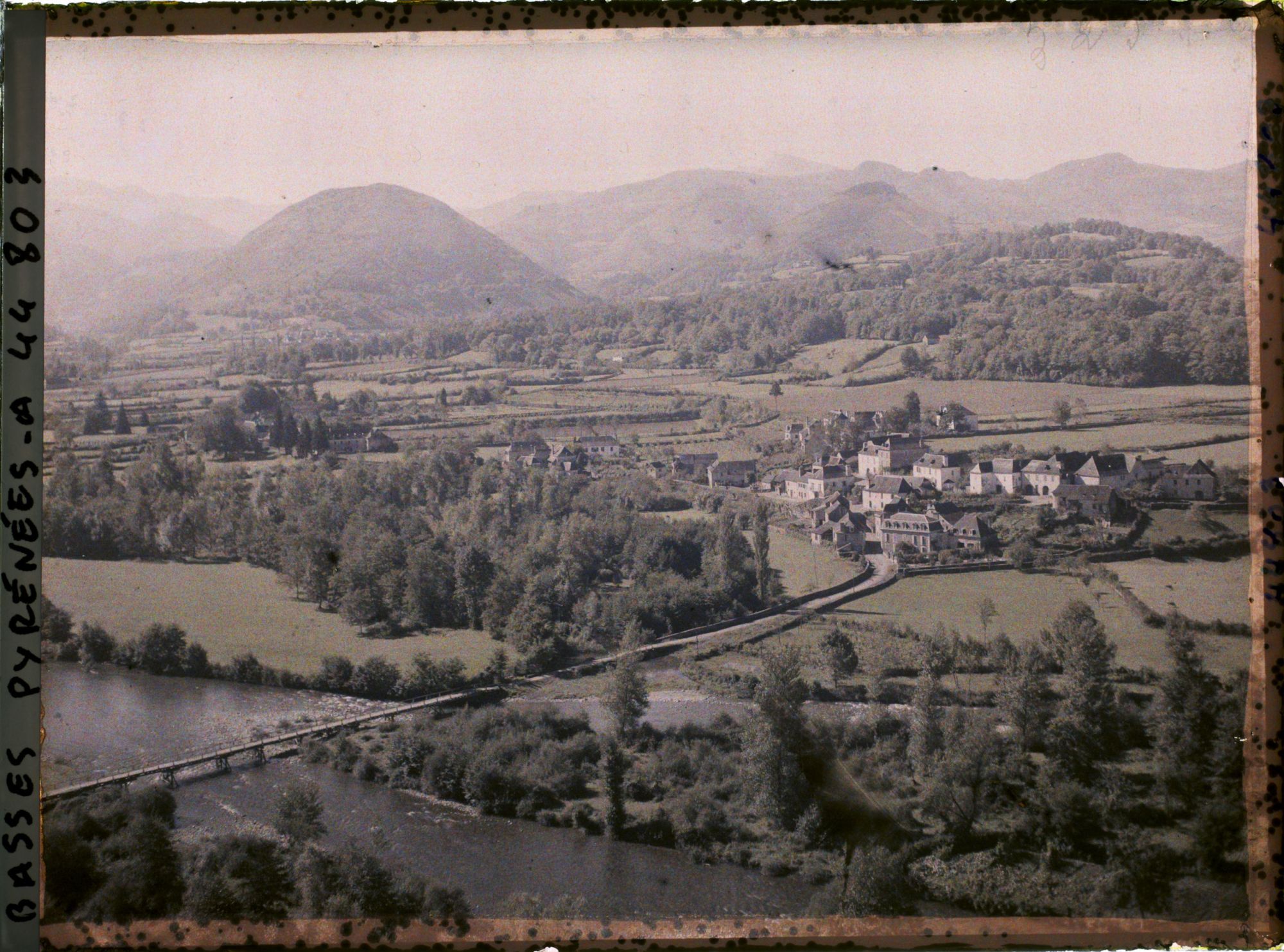 Image représentant France , Tardets, Panorama pris de Tardets