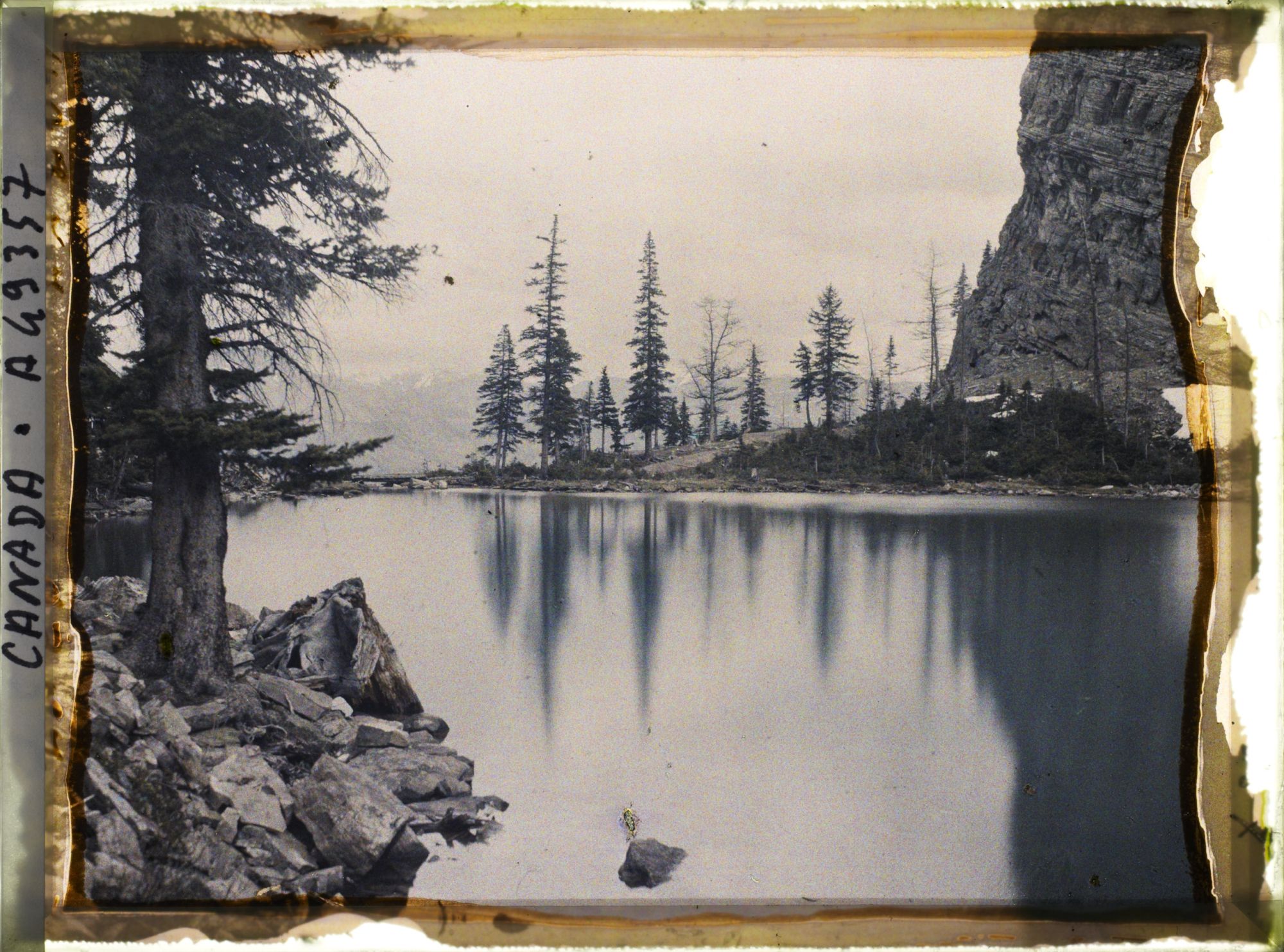 Image représentant Canada, Lac Louise, Lac Agnès vers Vallée des Dix Pics