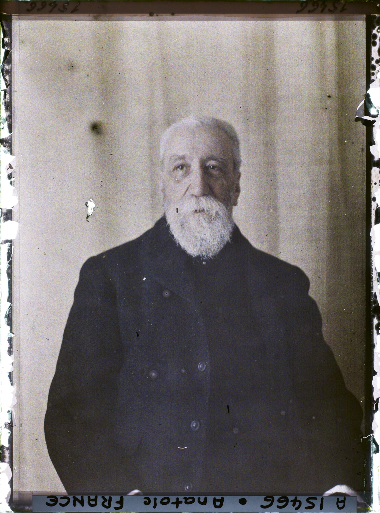 Image représentant Monsieur  https://musee-albert-kahn.s-museum.fr/home/NWQ2OTAwYzNmYjZlZTk1ZWQwODJmMjY4L2dlbmVyaWMtbm90aWNlLXRhYi9hdXRob3JpdHkvNjE3YTc5ZjVjZjhiODk2OGIzMzM3ZDIx/5d6900c3fb6ee95ed082f268/generic-notice-tab/authority/617a79ebcf8b8968b3336d66 Anatole France