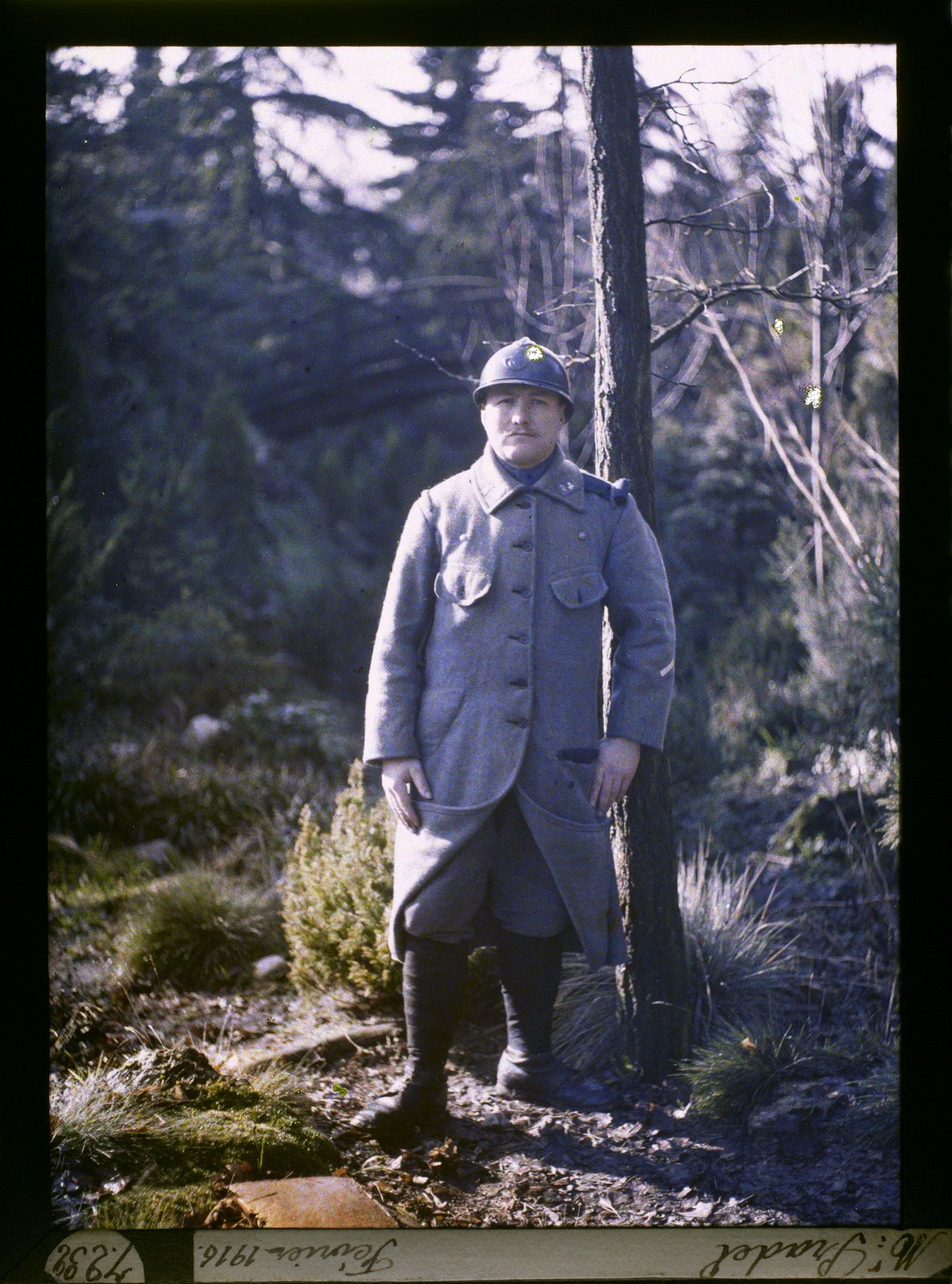 Image représentant Monsieur  https://musee-albert-kahn.s-museum.fr/home/NWQ2OTAwYzNmYjZlZTk1ZWQwODJmMjY4L2dlbmVyaWMtbm90aWNlLXRhYi9hdXRob3JpdHkvNjE3YTc5ZjVjZjhiODk2OGIzMzM3ZDIx/5d6900c3fb6ee95ed082f268/generic-notice-tab/authority/617a79ebcf8b8968b3337634 Pradel