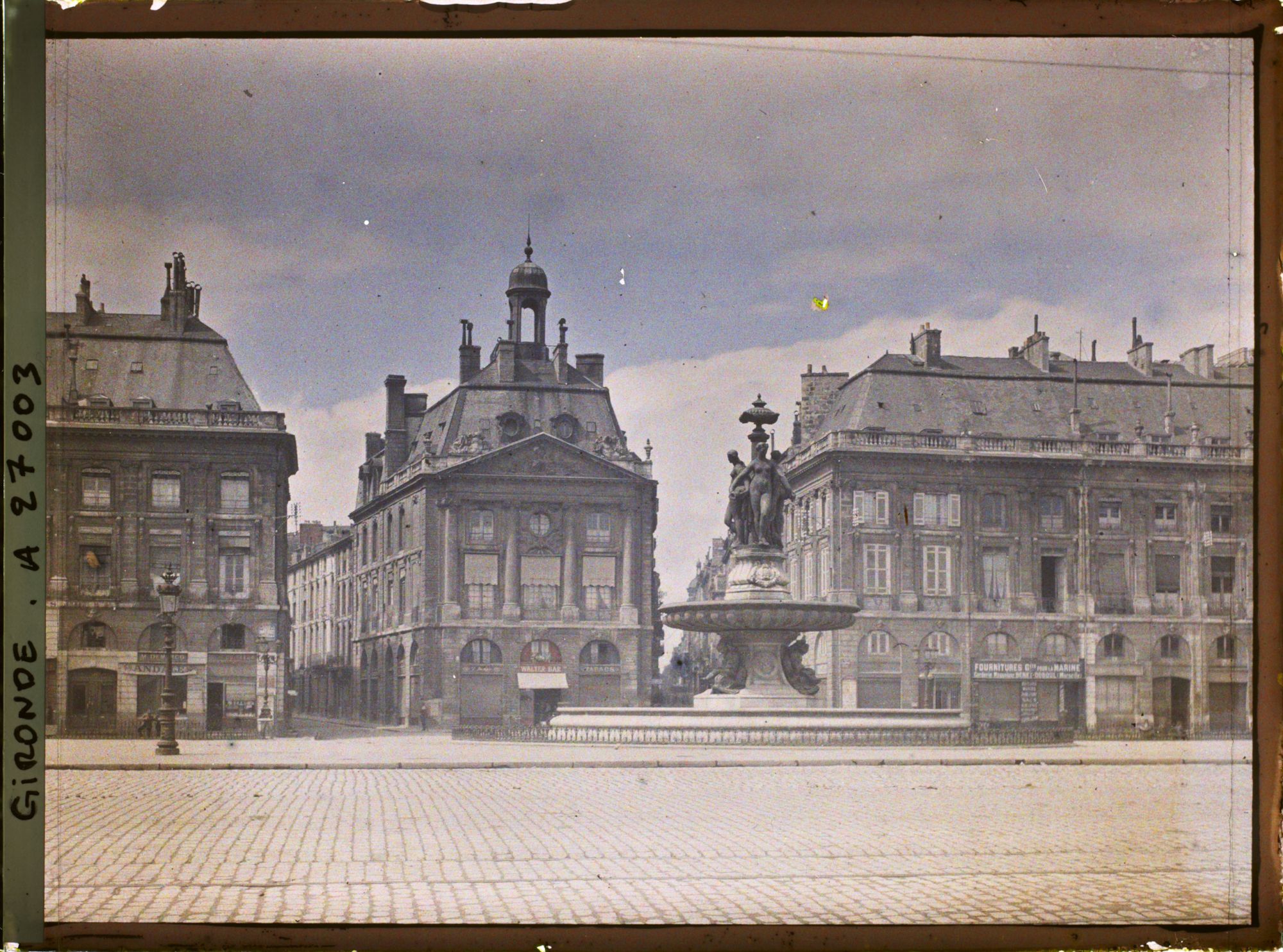 Image représentant La place de la Bourse