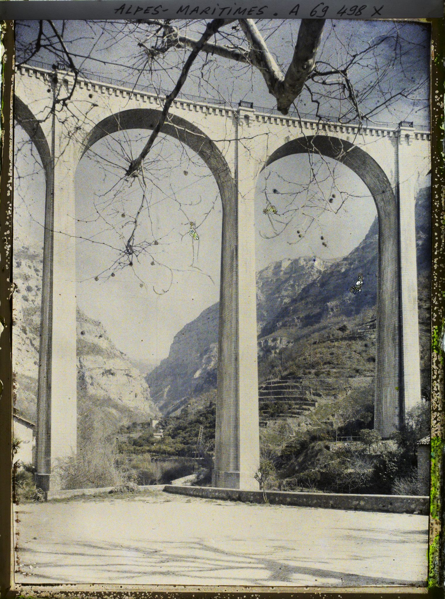 Image représentant Pont viaduc enjambant la vallée du Loup