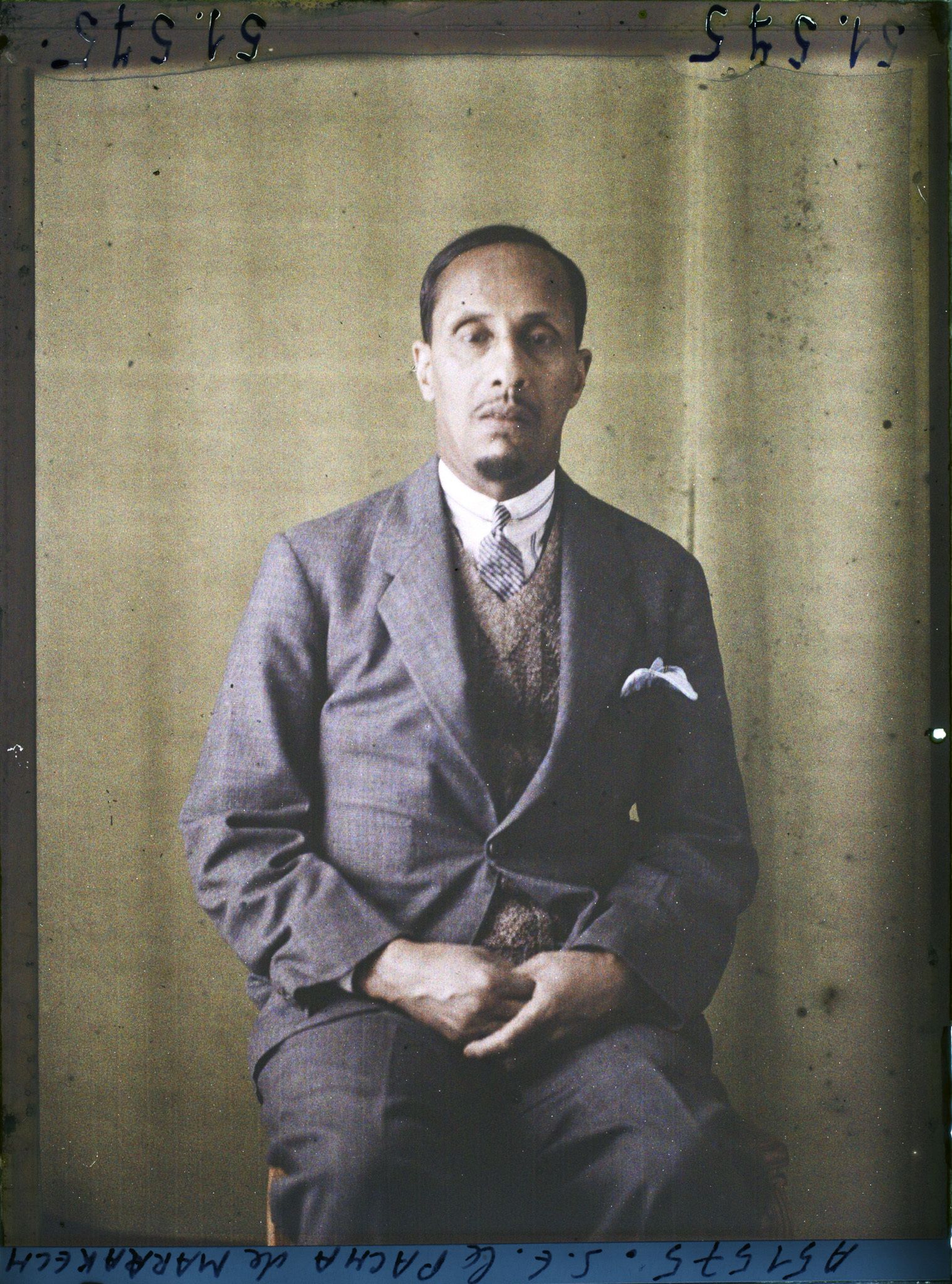 Image représentant https://musee-albert-kahn.s-museum.fr/home/NWQ2OTAwYzNmYjZlZTk1ZWQwODJmMjY4L2dlbmVyaWMtbm90aWNlLXRhYi9hdXRob3JpdHkvNjE3YTc5ZjVjZjhiODk2OGIzMzM3ZDIx/5d6900c3fb6ee95ed082f268/generic-notice-tab/authority/617a79ebcf8b8968b3336c86 Thami El Glaoui pacha de Marrakech