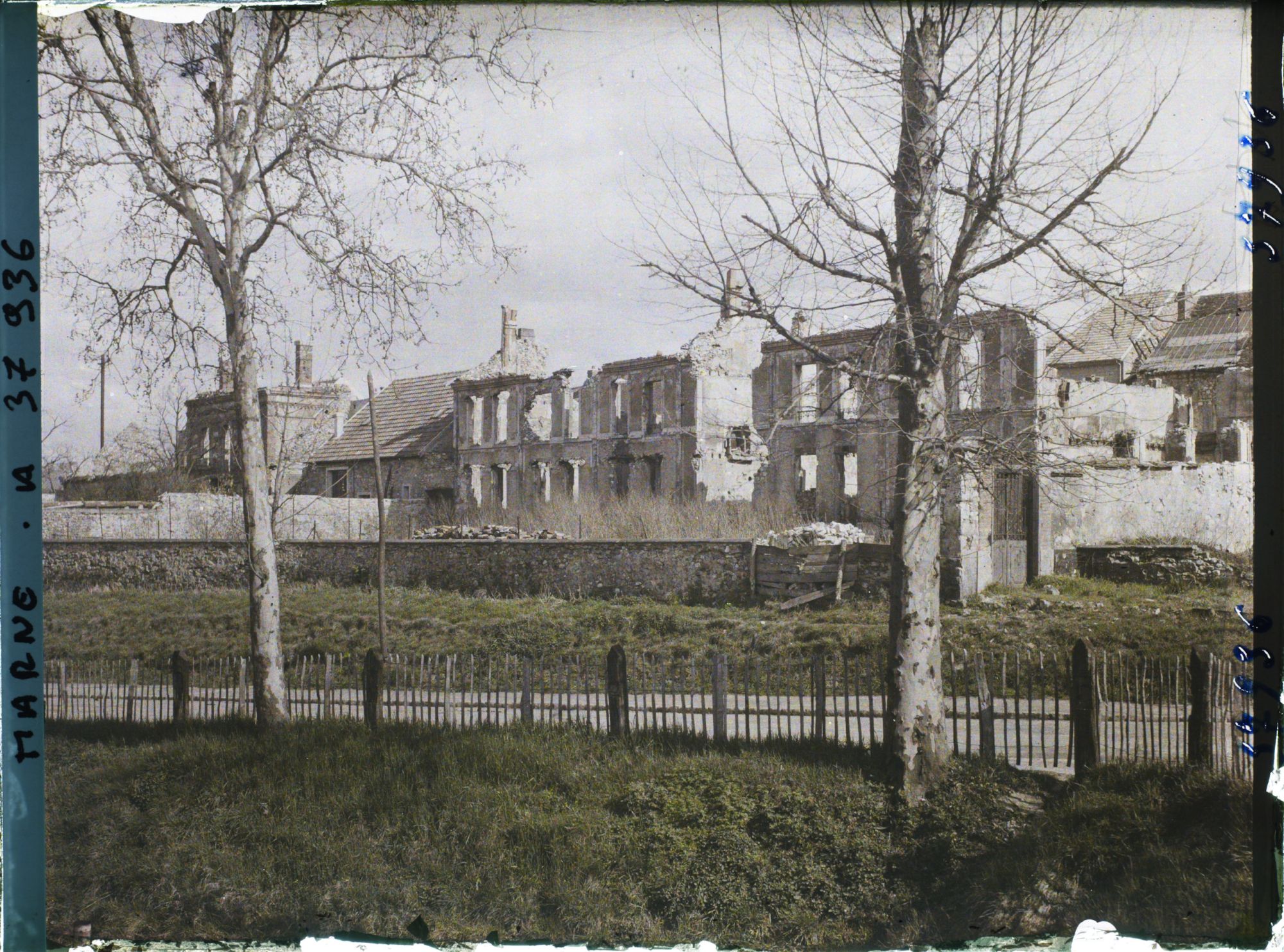 Image représentant France, Dormans, Ruines Quartier de la Gare