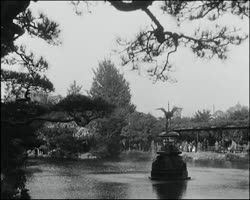 Image représentant Scènes dans le parc d'Hibiya et le parc Ueno ?