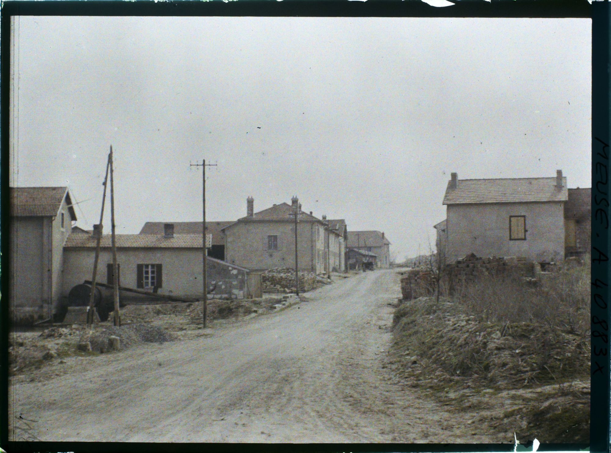 Image représentant France, Charny, Entrée de Charmy