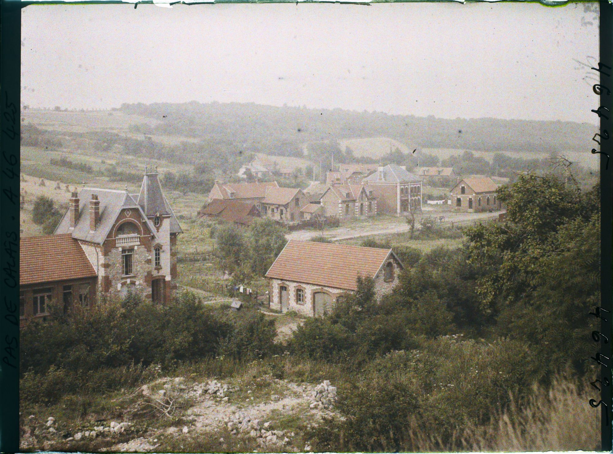 Image représentant France, Carency, Panorama dans la brume vers le bois de Carency
