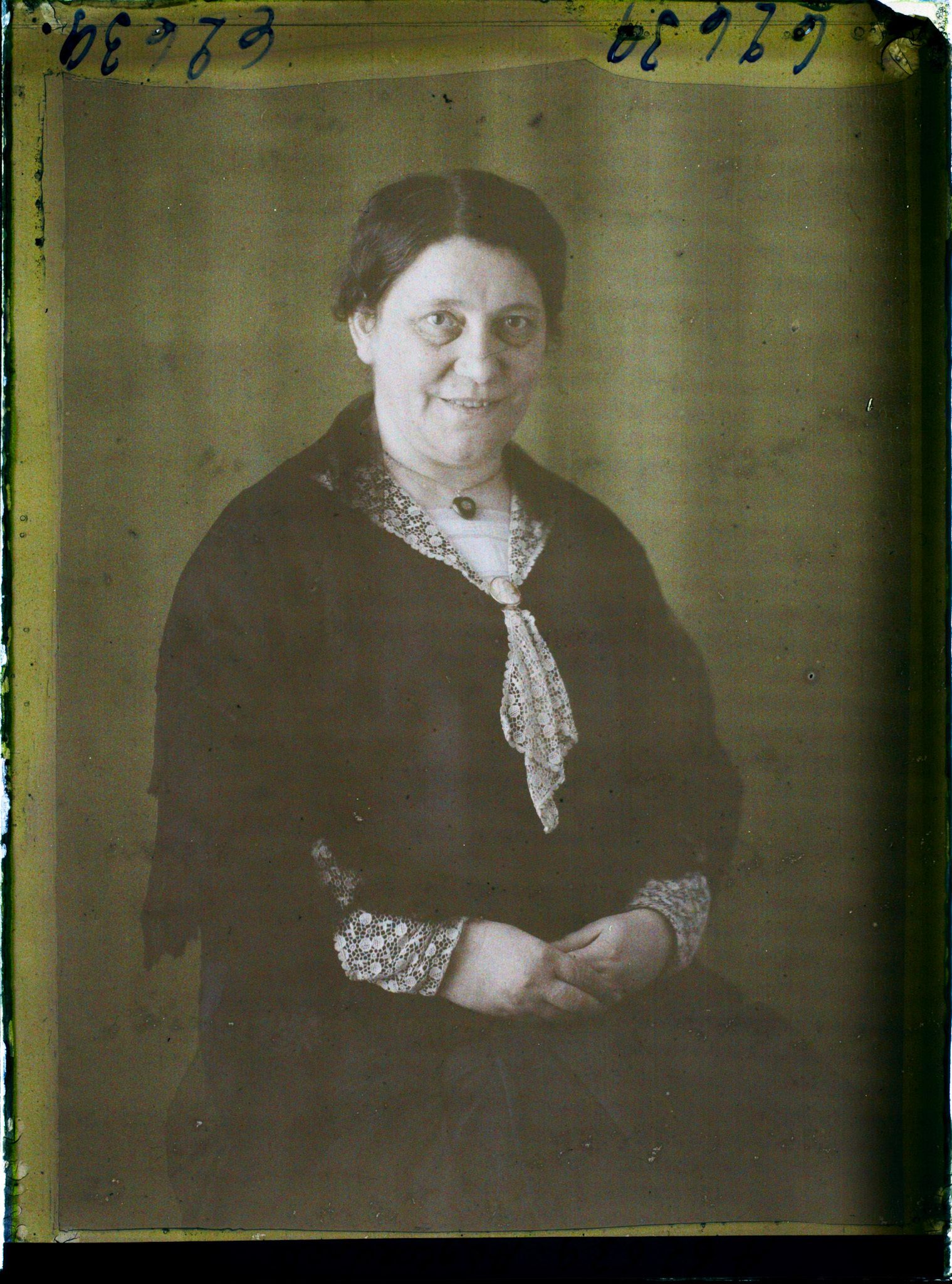 Image représentant https://musee-albert-kahn.s-museum.fr/home/NWQ2OTAwYzNmYjZlZTk1ZWQwODJmMjY4L2dlbmVyaWMtbm90aWNlLXRhYi9hdXRob3JpdHkvNjE3YTc5ZjVjZjhiODk2OGIzMzM3ZDIx/5d6900c3fb6ee95ed082f268/generic-notice-tab/authority/617a79ebcf8b8968b3336704 Mademoiselle Else Giese