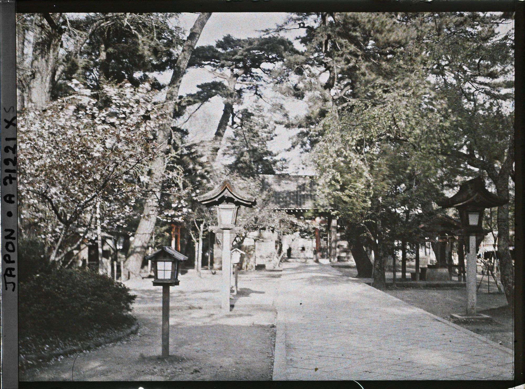 Image représentant Entrée d'un sanctuaire ou d'un temple