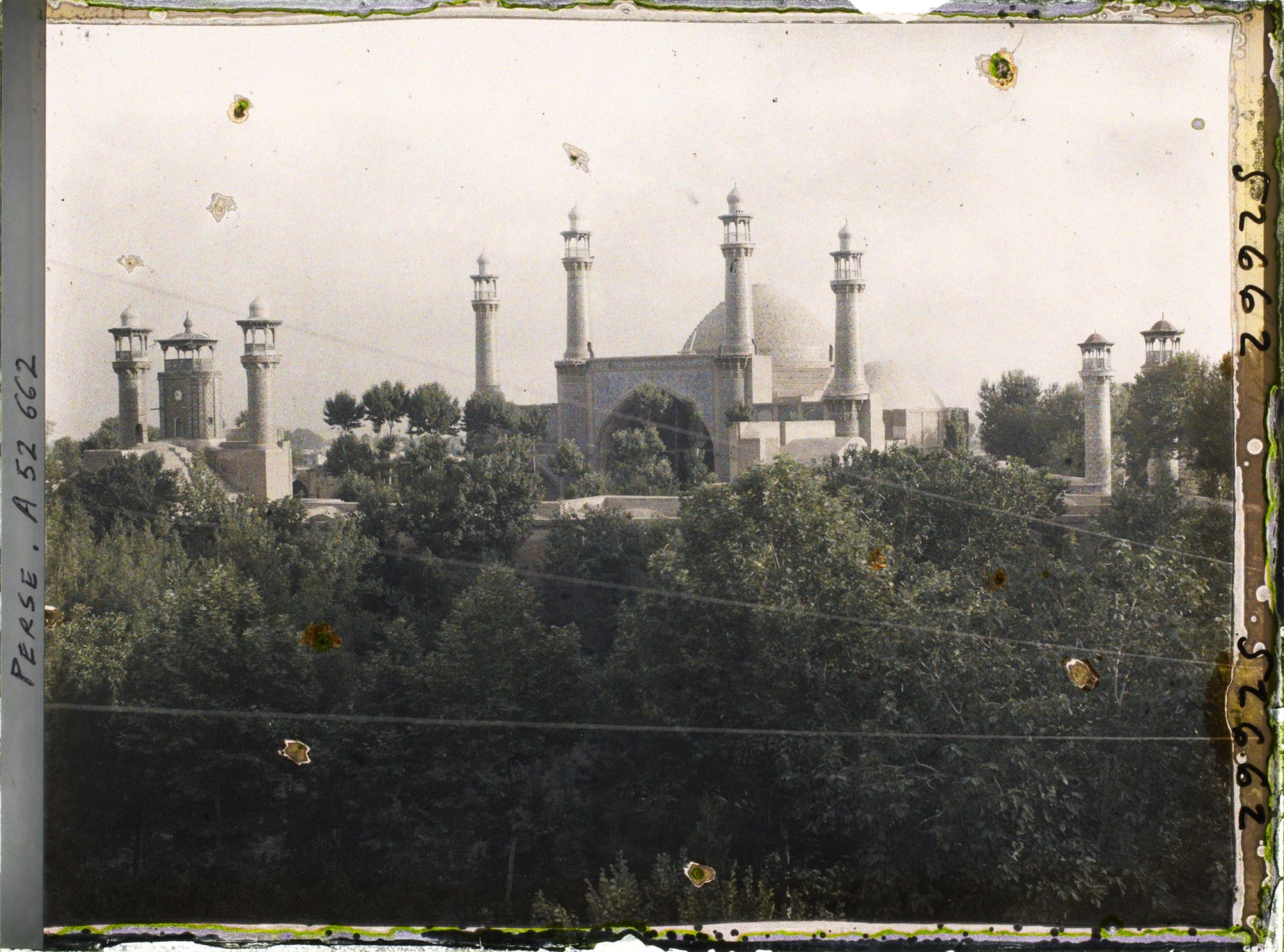 Image représentant La mosquée Sepahsalar (Madreseh e Motahari)