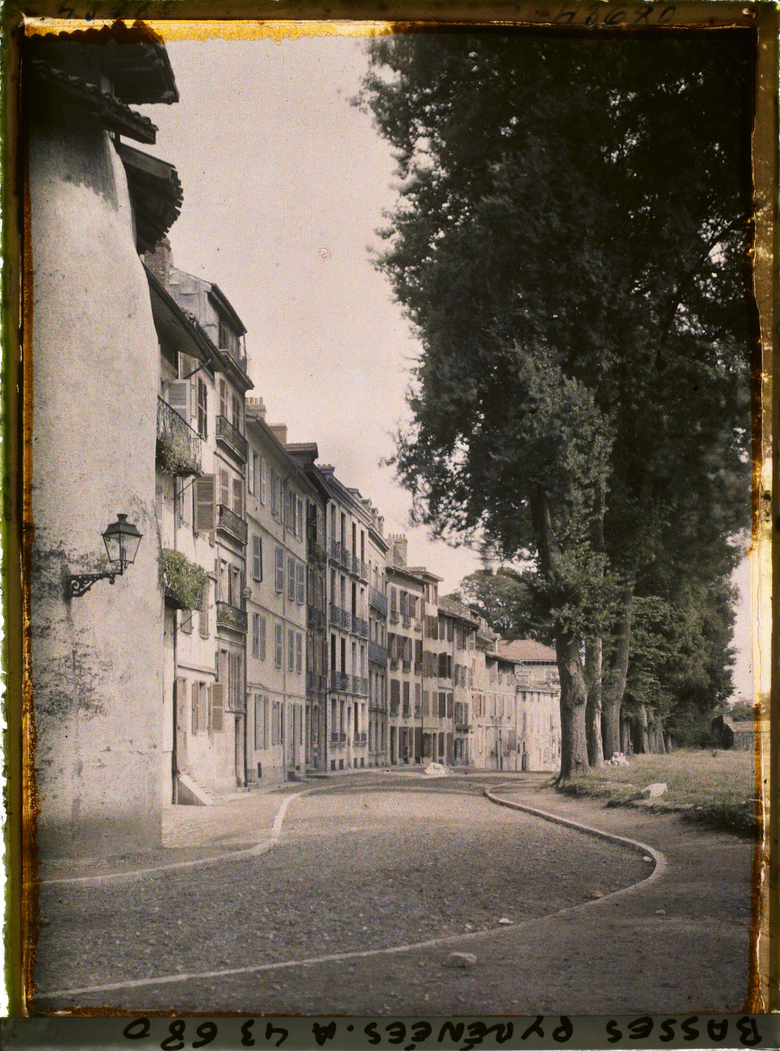 Image représentant France, Bayonne, Le rempart Lachepaillet