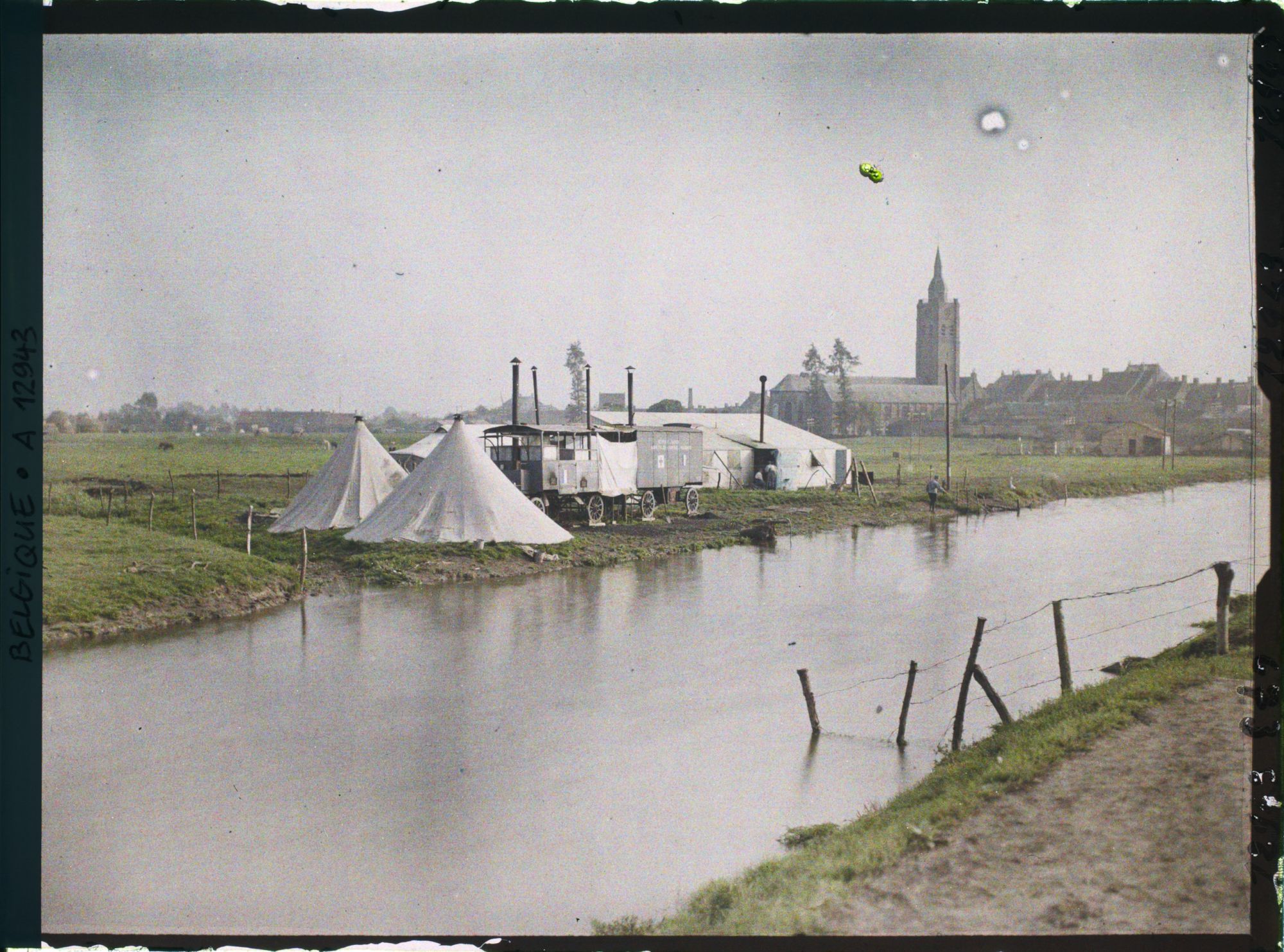 Image représentant Belgique, Roussbrugge, L'Yser à Rousbrugge