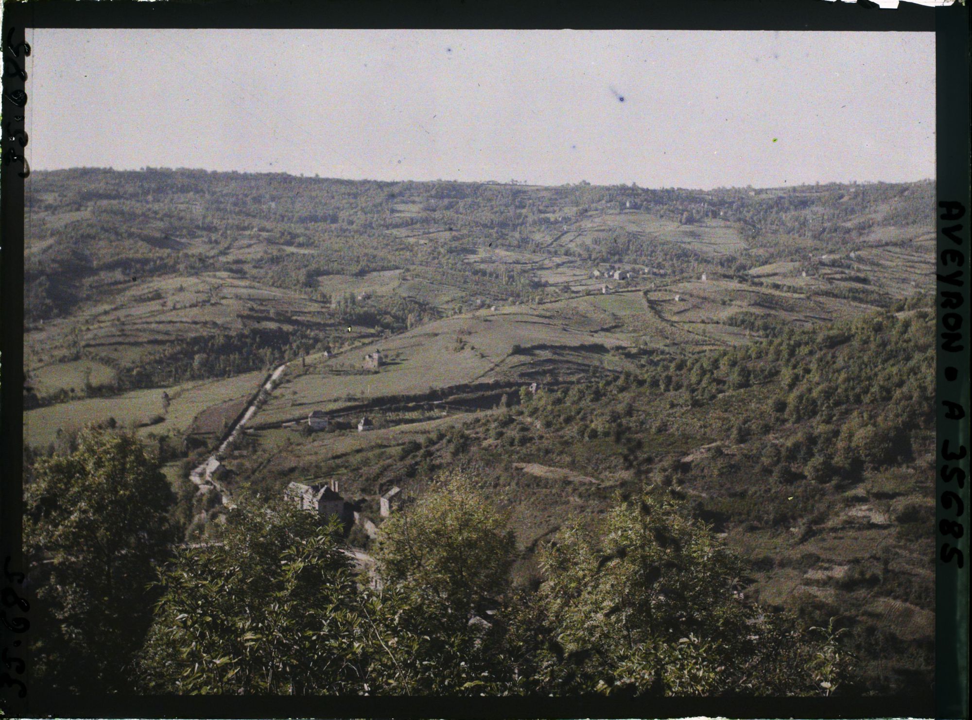 Image représentant Panorama route de Villefranche prise à l'ouest du Château