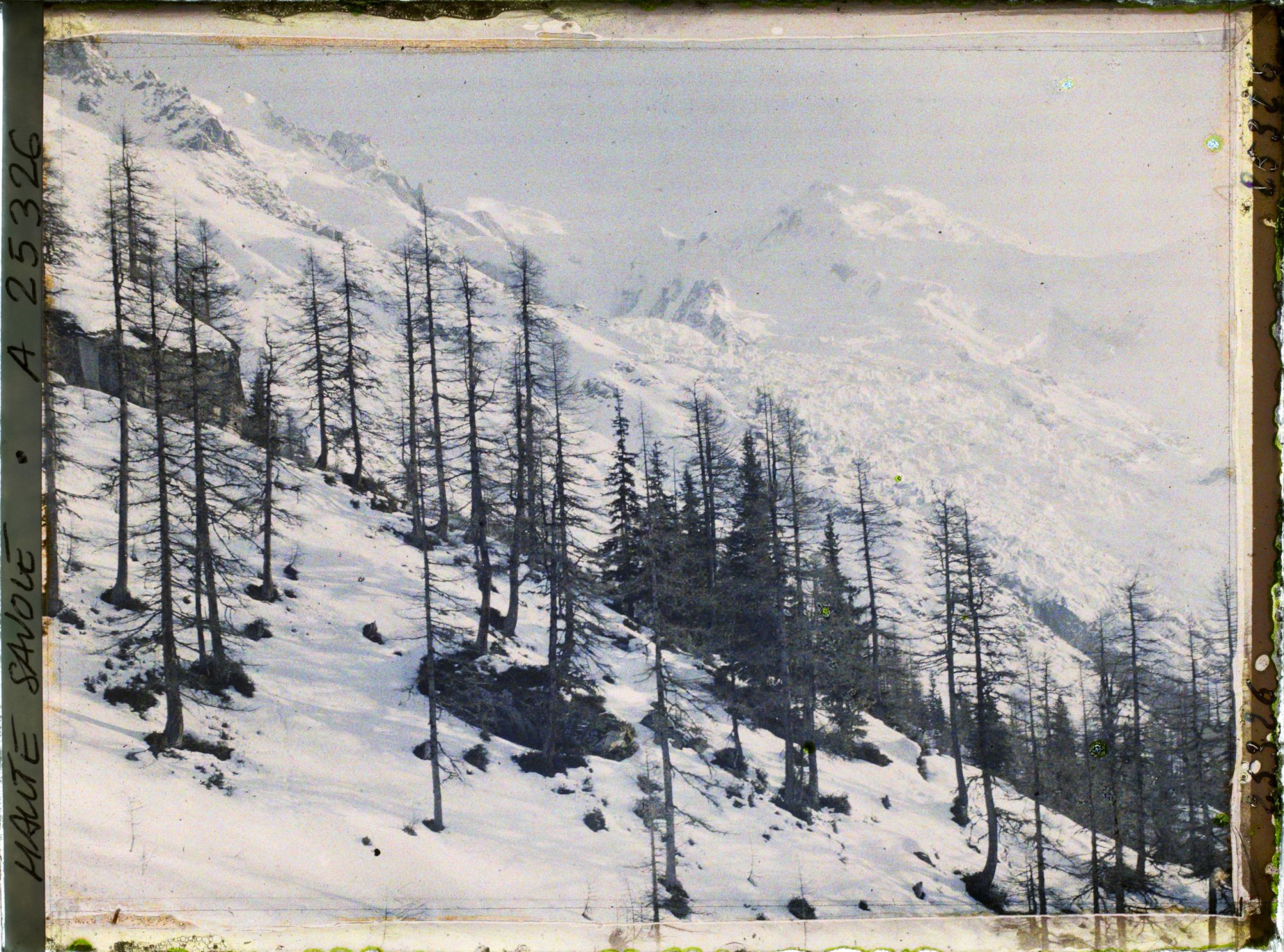 Image représentant France Les Alpes, Le Plan de l'Aiguille, Couloir de la Cornua, Mt Blanc, Dome et aige du Gouter, Glacier Supérieur des Bossons