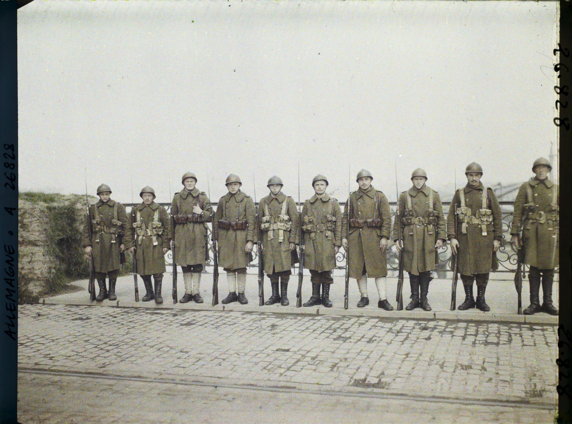 Image représentant Allemagne, Düsseldorf, Occupation Française Relevé de la Garde sur le Pont