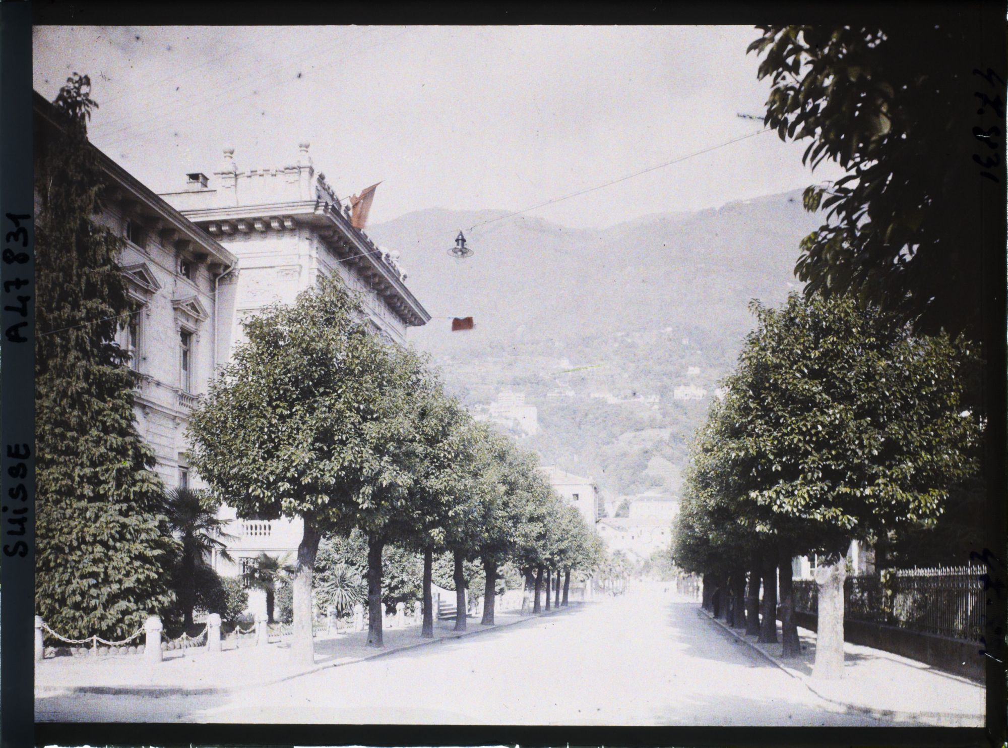 Image représentant Accords de Locarno, la rue du palais de Justice où eut lieu la conférence sur le pacte de Sécurité