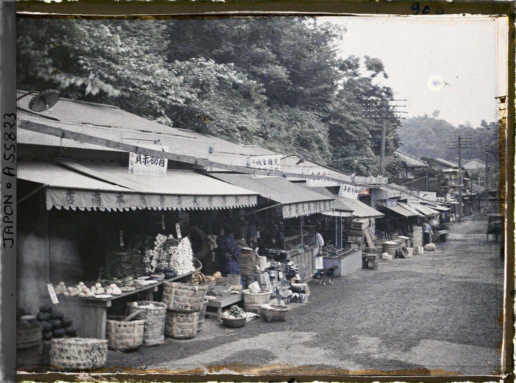 Image représentant Un marché (marchand des quatre saisons, poissonnier ...)
