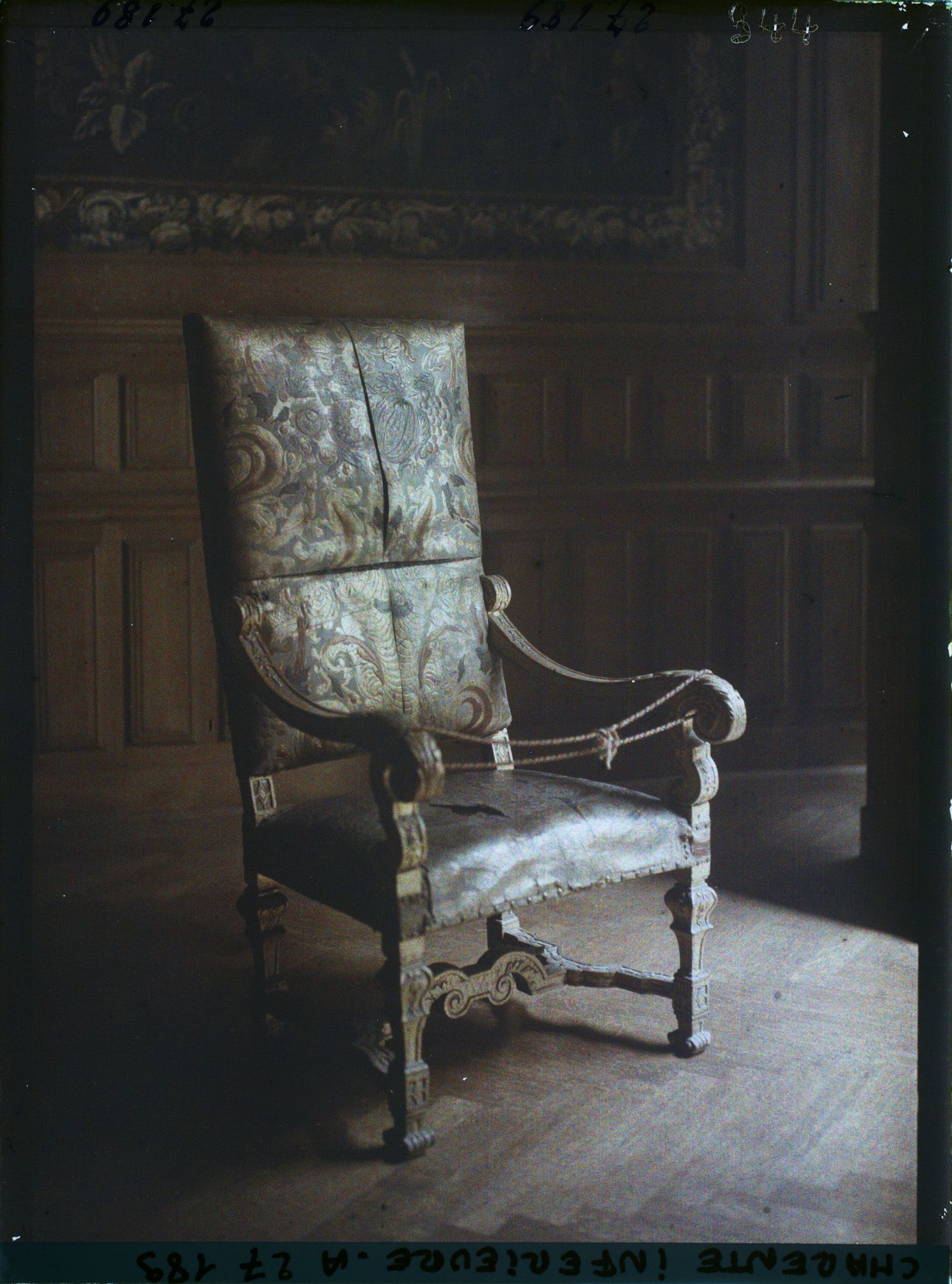 Image représentant Le fauteuil de Jean Guiton, Hôtel de Ville