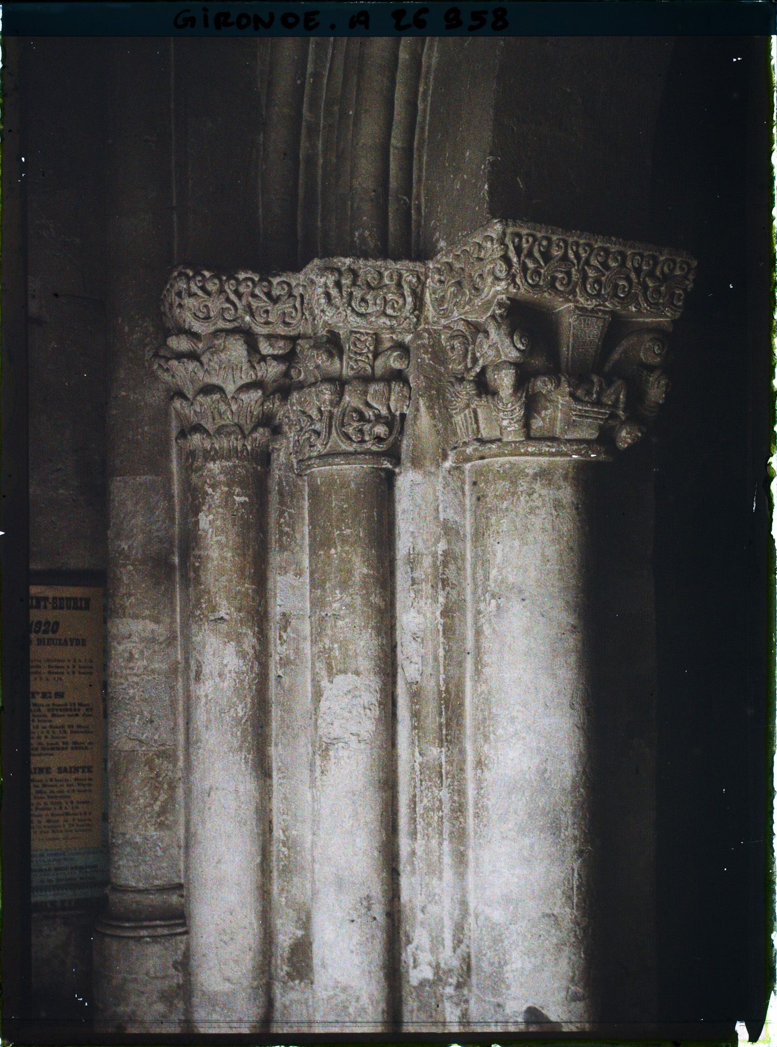 Image représentant Chapiteaux de la basilique Saint-Seurin