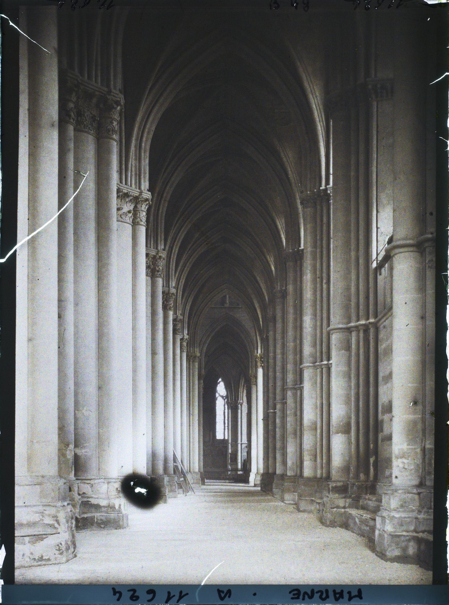 Image représentant France, Reims, Cathédrale (intérieur)