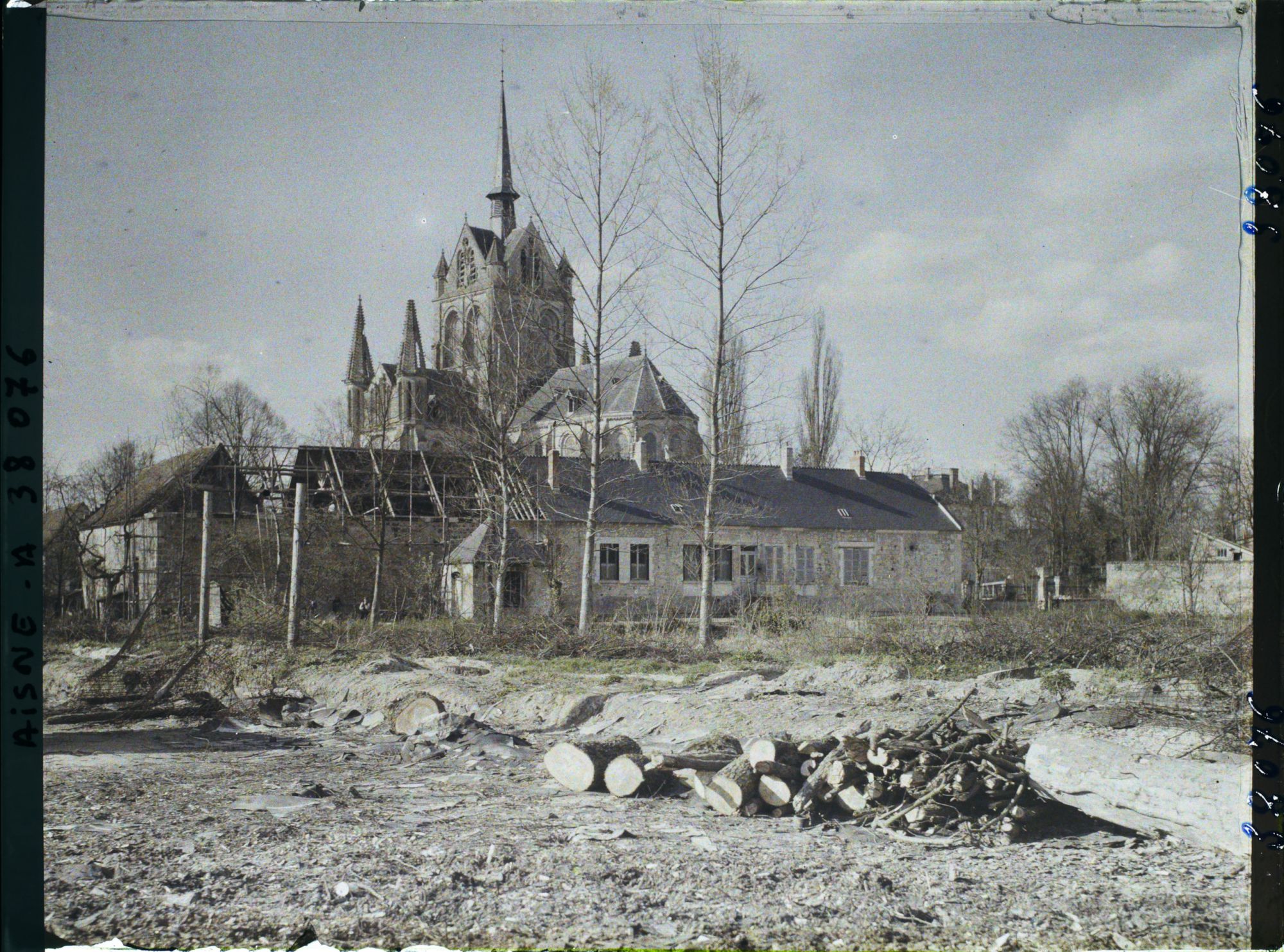 Image représentant France, Braine, Vue vers l'Eglise