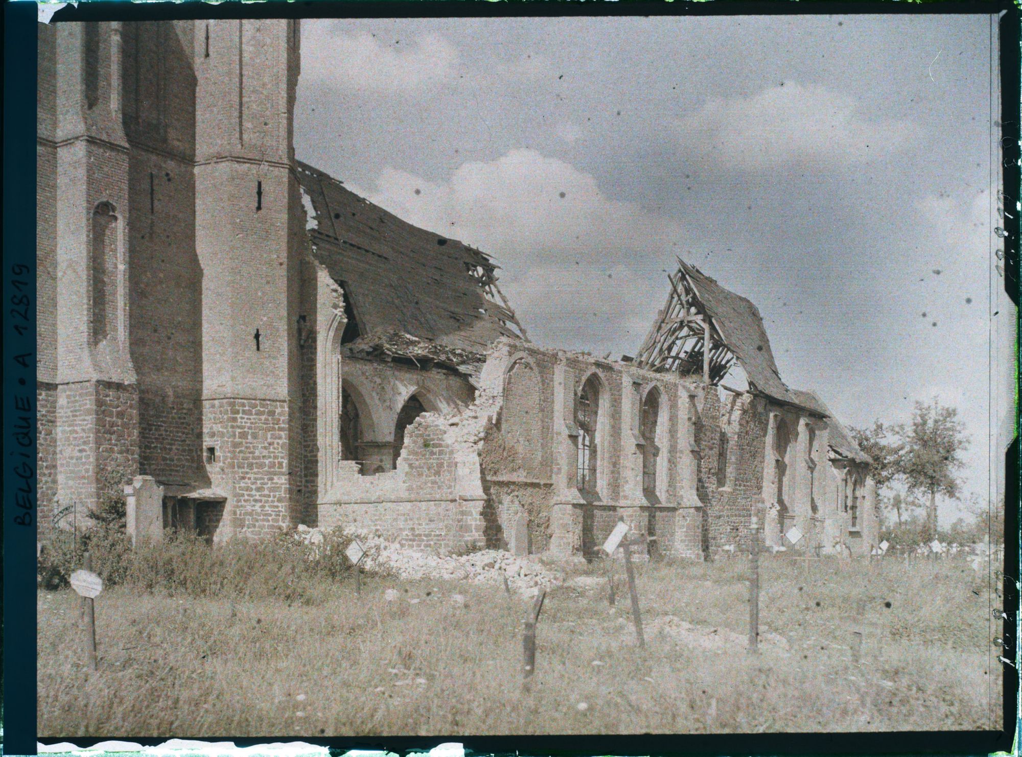 Image représentant Belgique, Woesten, Eglise
