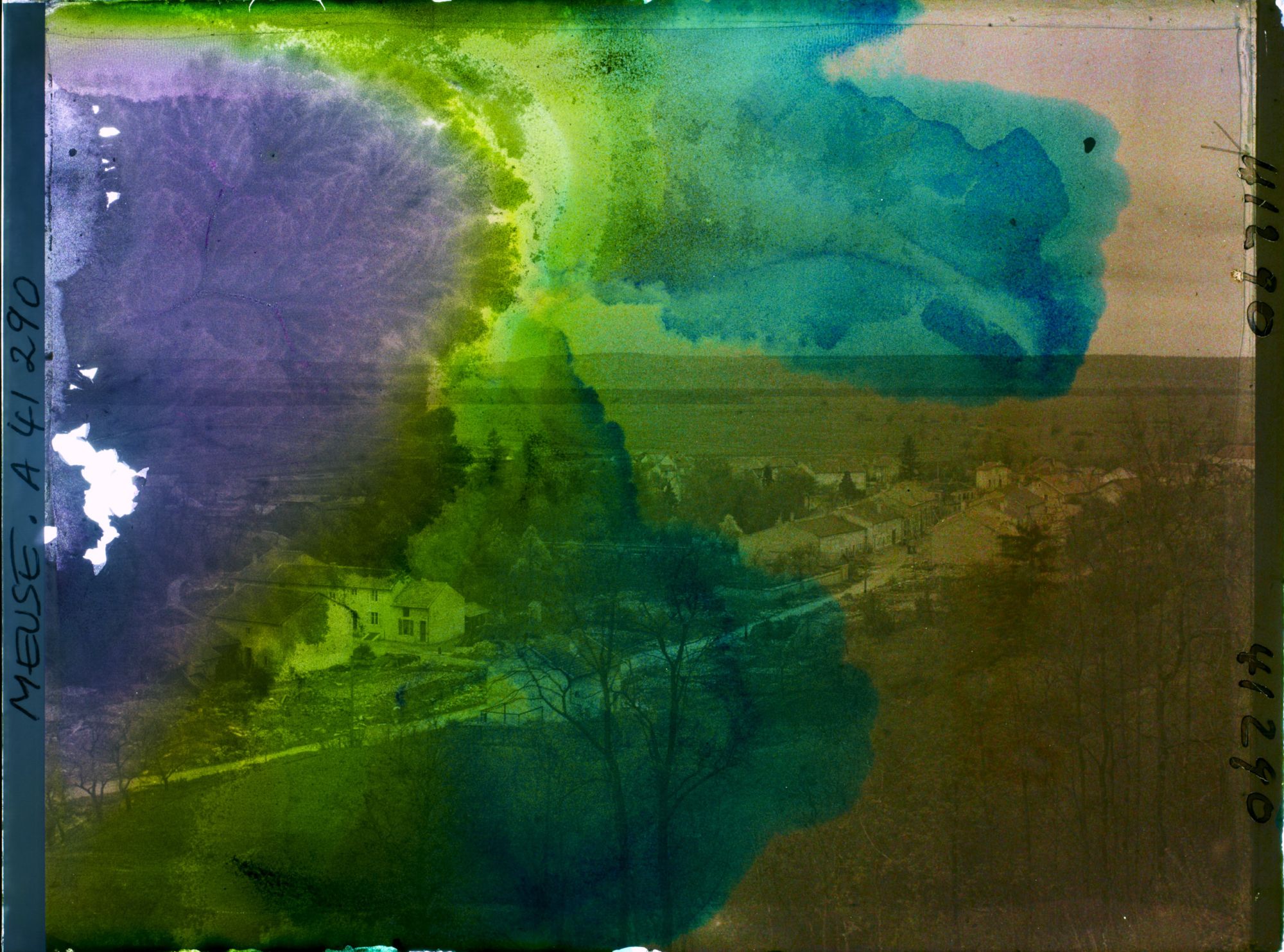 Image représentant France, Apremont (Woëvre), Panorama du Village et plaine de la Woëvre vers le Sud.