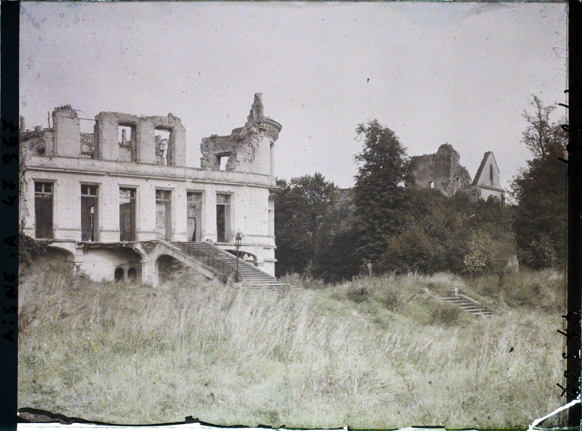 Image représentant France, Soupir, Ruines du Château façade du Château