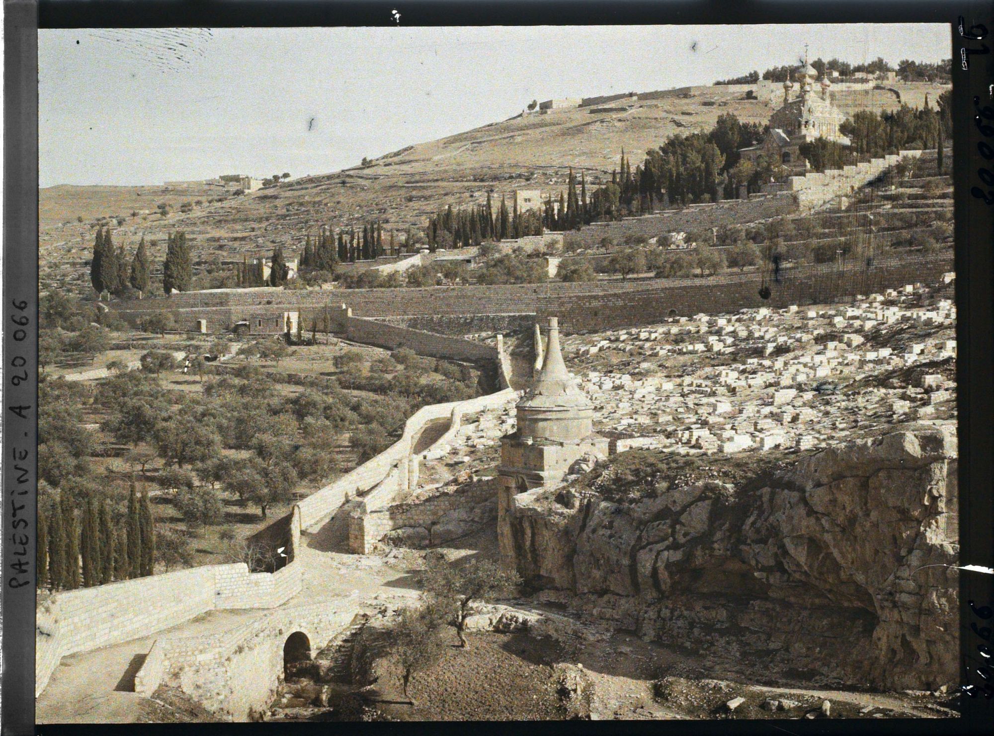 Image représentant Tombeau dit d'Absalon (Yav Avshalom)