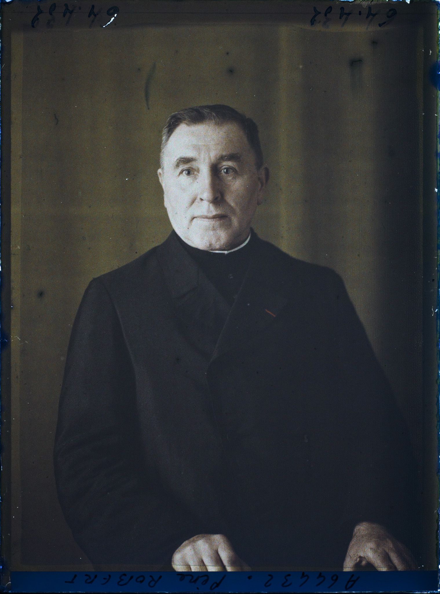 Image représentant https://musee-albert-kahn.s-museum.fr/home/NWQ2OTAwYzNmYjZlZTk1ZWQwODJmMjY4L2dlbmVyaWMtbm90aWNlLXRhYi9hdXRob3JpdHkvNjE3YTc5ZjVjZjhiODk2OGIzMzM3ZDIx/5d6900c3fb6ee95ed082f268/generic-notice-tab/authority/617a79ebcf8b8968b3337678 Le Père Léon Robert