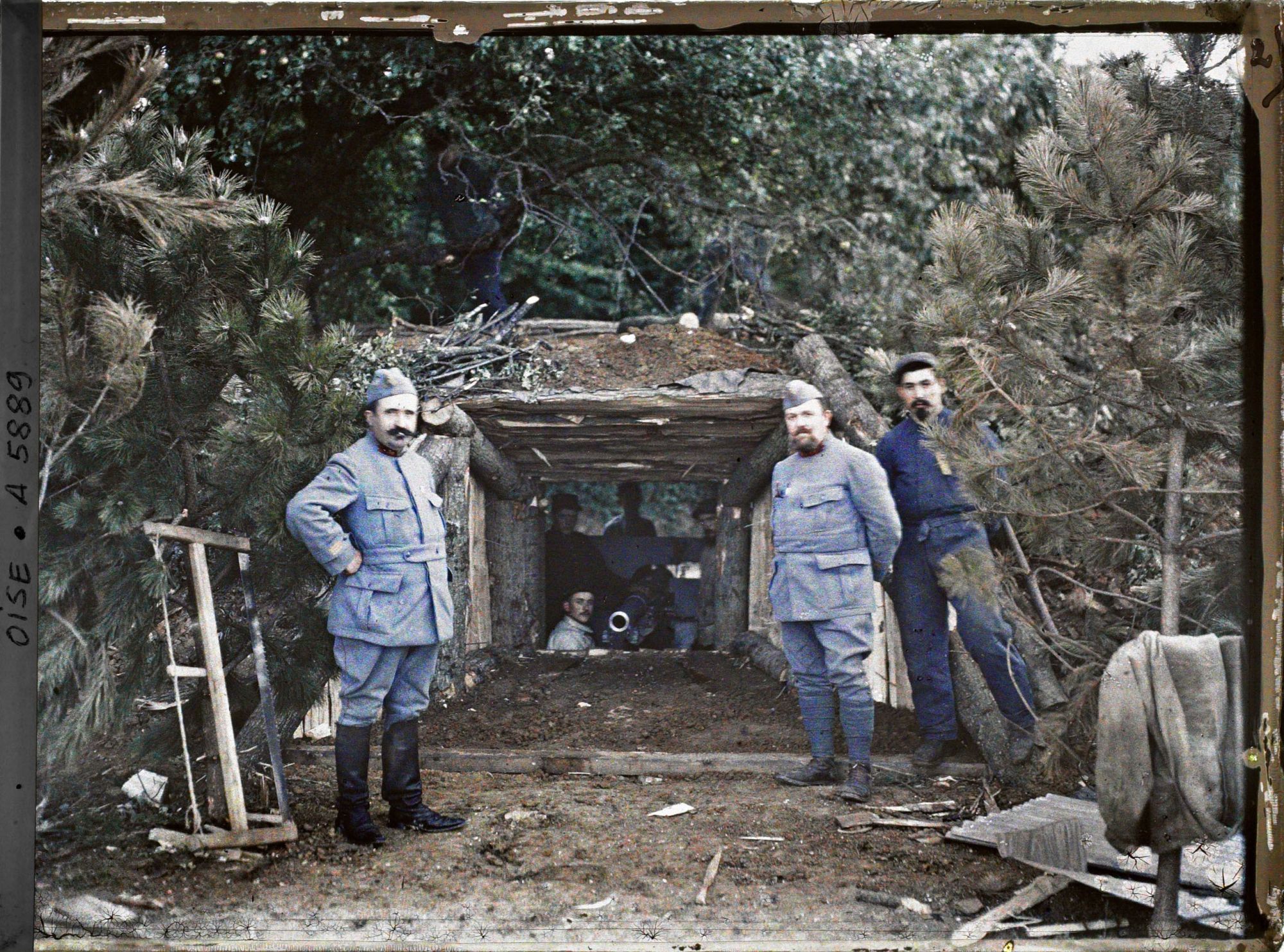 Image représentant Avant d'une casemate d'un canon de 75