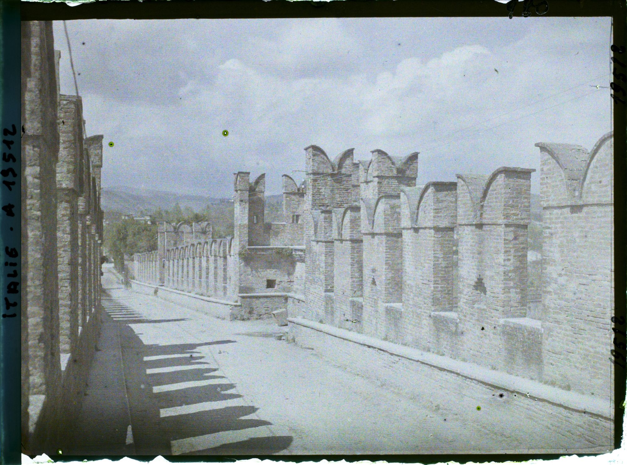 Image représentant Ponte Castel Vecchio vu de l'intérieur