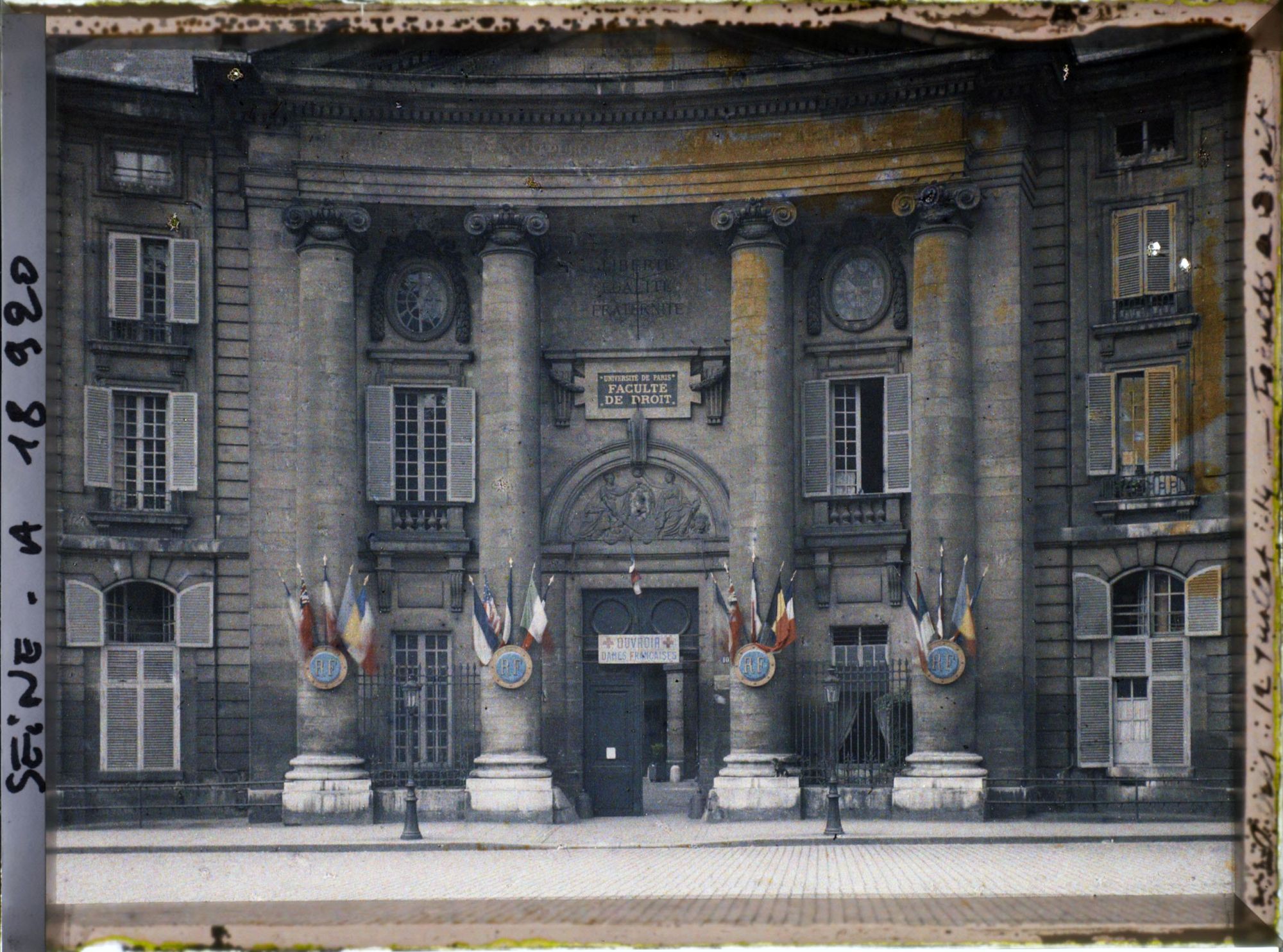 Image représentant Ouvroir de la Croix rouge à la faculté de Droit, place du Panthéon