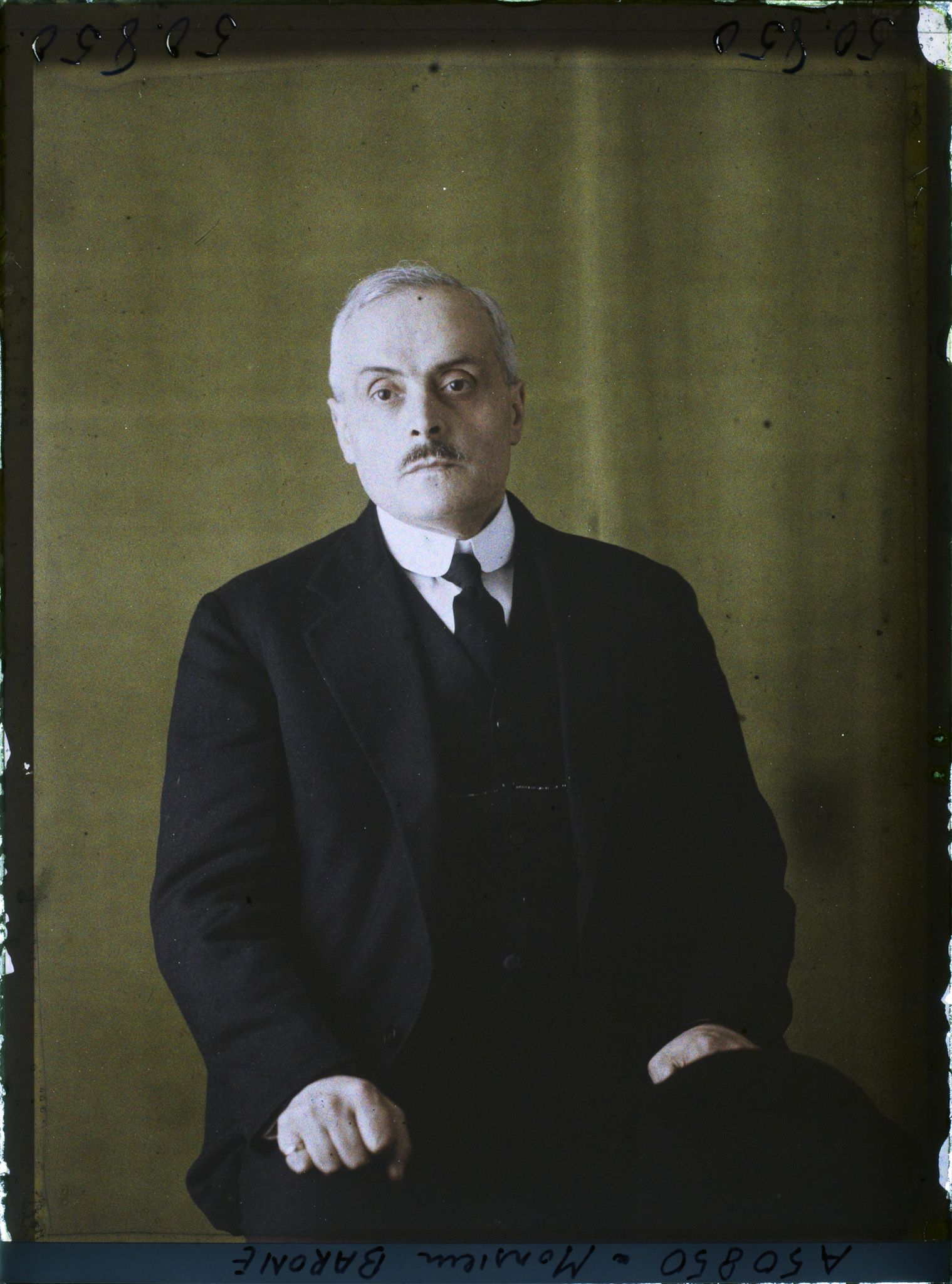 Image représentant Monsieur  https://musee-albert-kahn.s-museum.fr/home/NWQ2OTAwYzNmYjZlZTk1ZWQwODJmMjY4L2dlbmVyaWMtbm90aWNlLXRhYi9hdXRob3JpdHkvNjE3YTc5ZjVjZjhiODk2OGIzMzM3ZDIx/5d6900c3fb6ee95ed082f268/generic-notice-tab/authority/617a79ebcf8b8968b33367e7 Domenico Barone