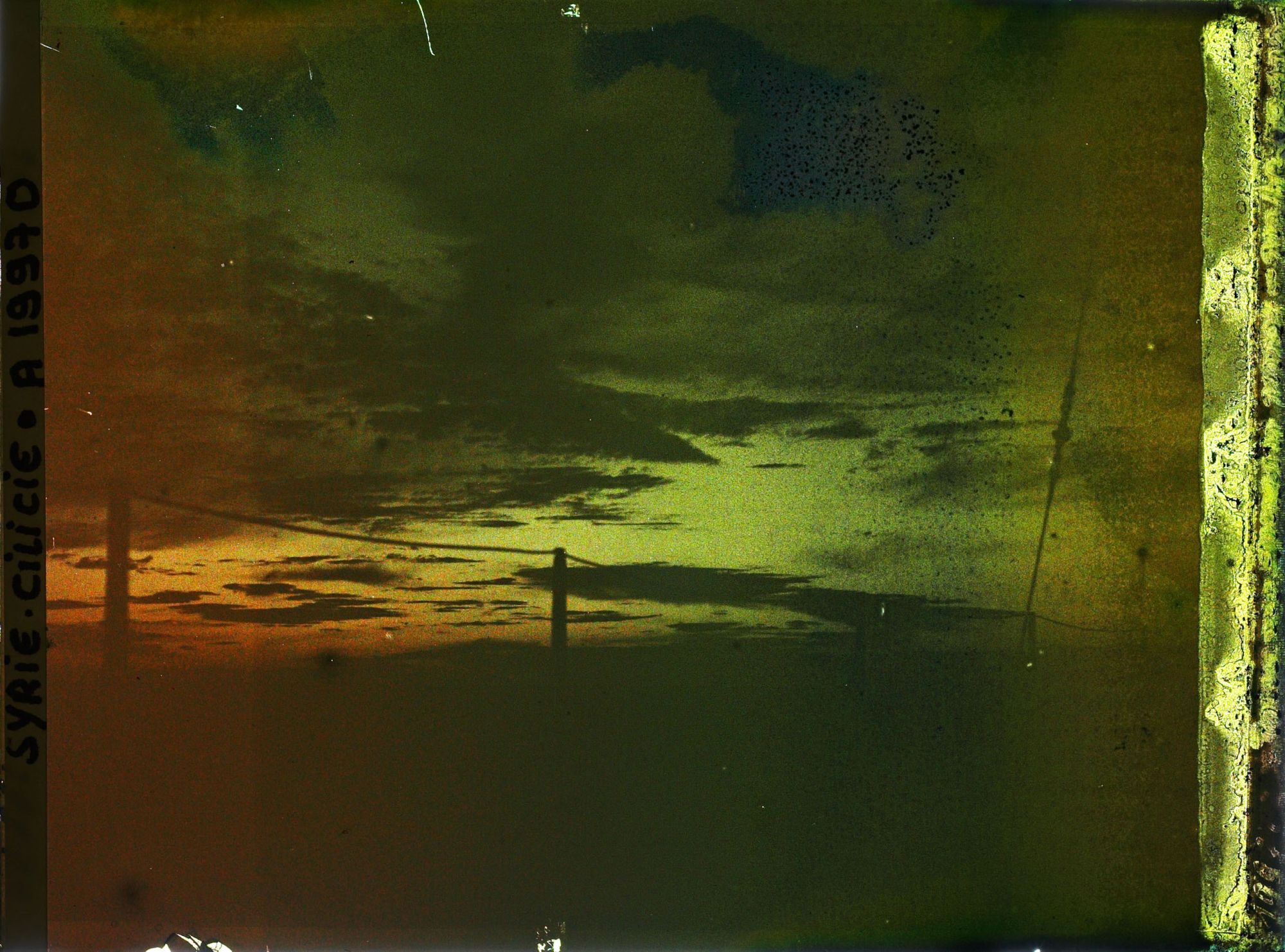 Image représentant Soleil levant sur la mer