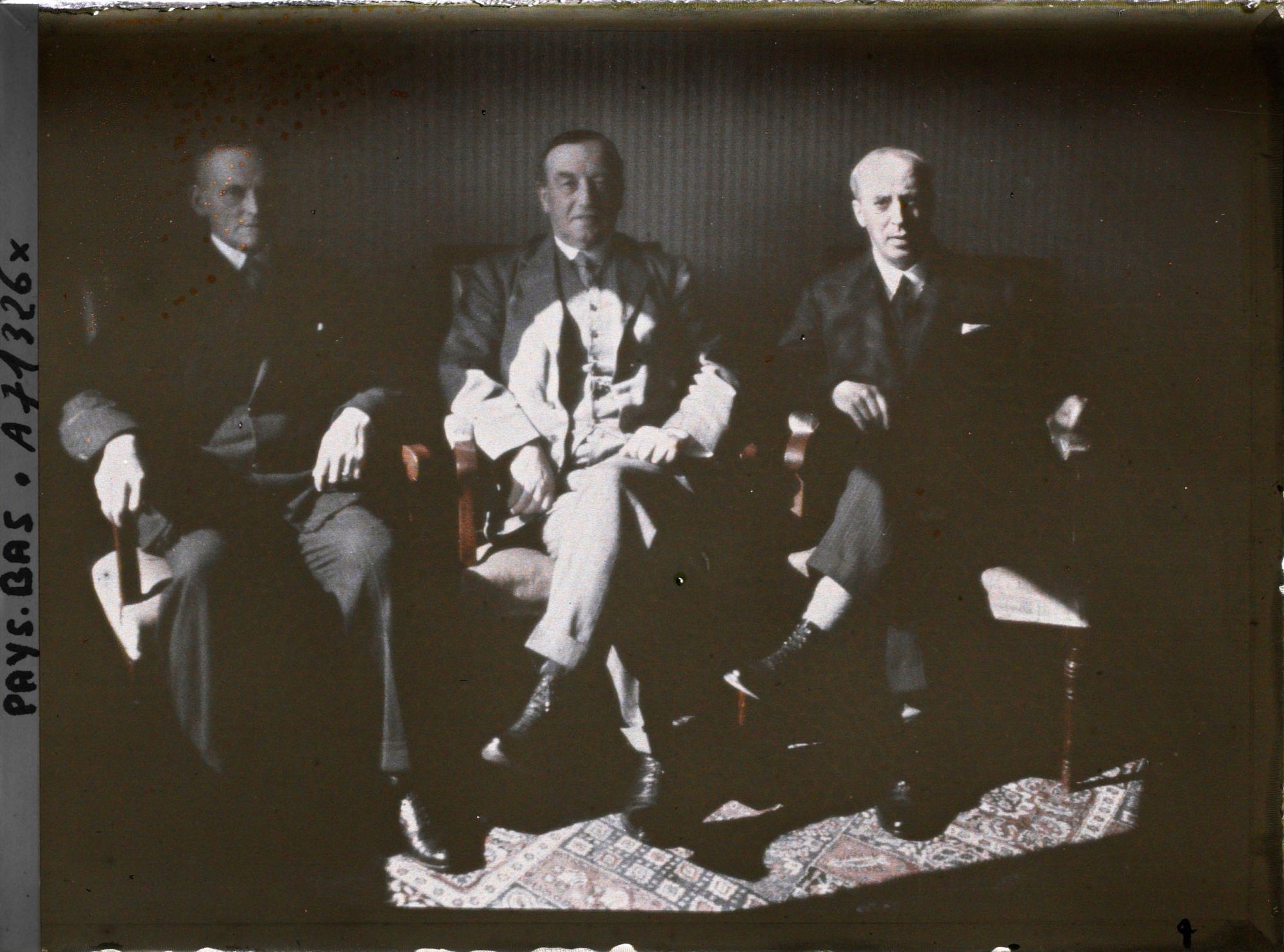 Image représentant M. M. Snowden, Henderson et Graham
