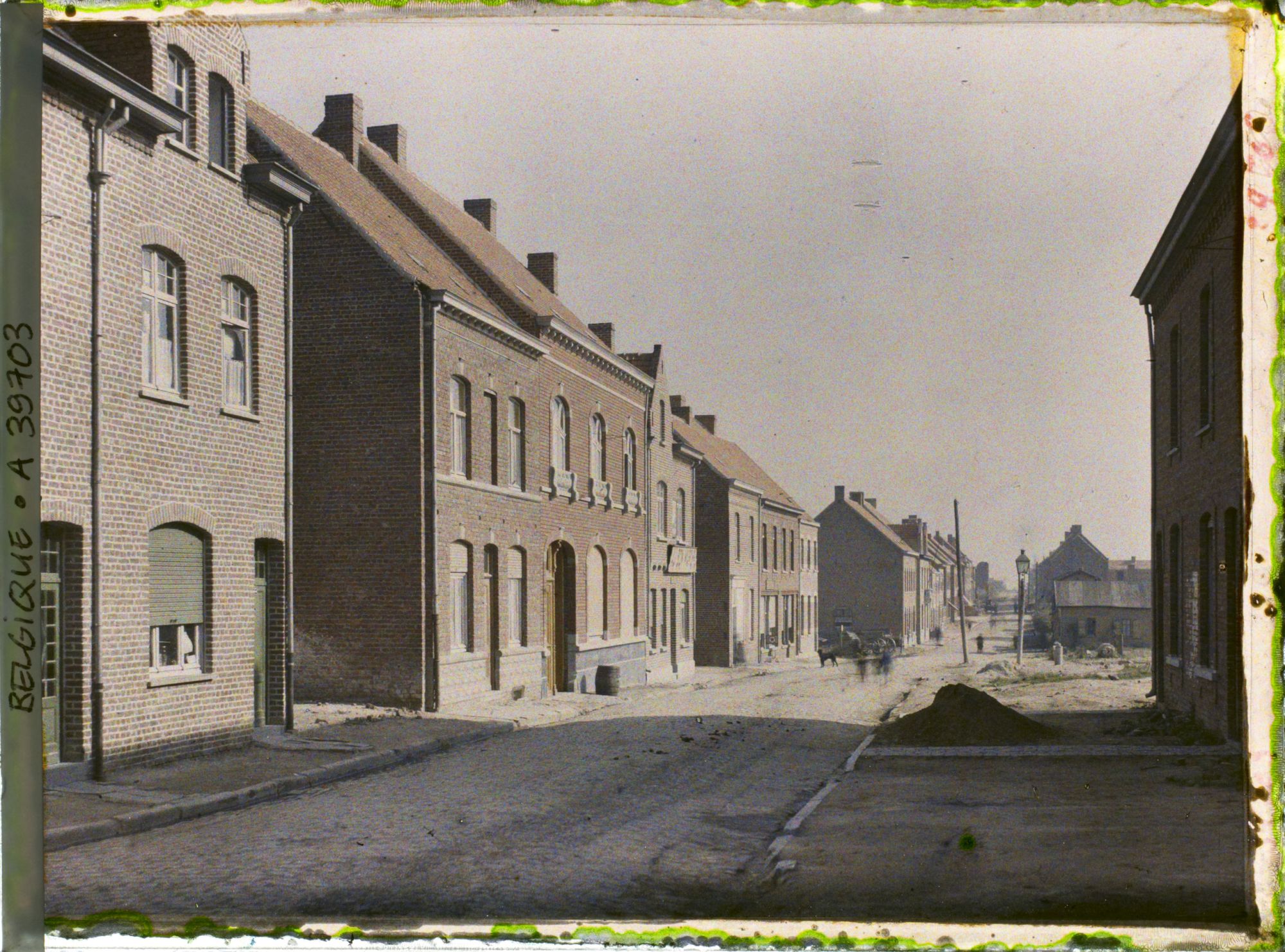 Image représentant Belgique, Neuve Eglise, Grande Rue reconstruite
