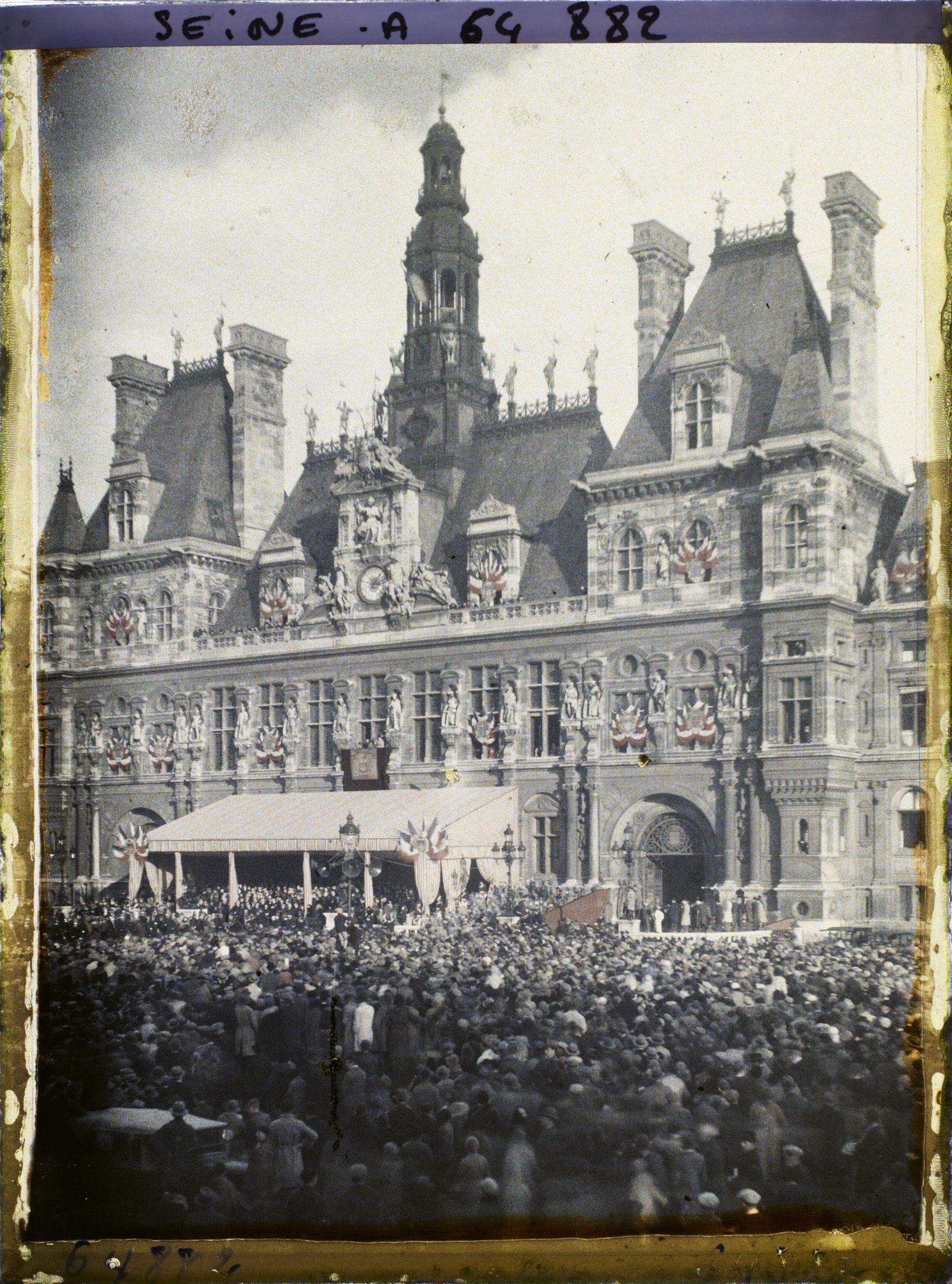 Image représentant Réception en l'honneur de Costes et Bellonte après leur triomphal raid aérien Paris-New-York
