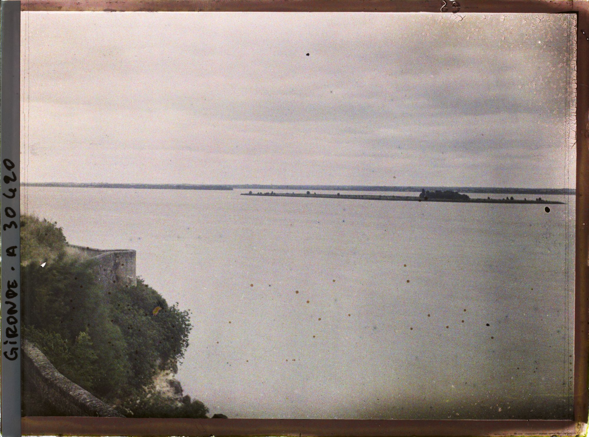 Image représentant France, Blaye, Vue s/la Gironde prise de la Citadelle